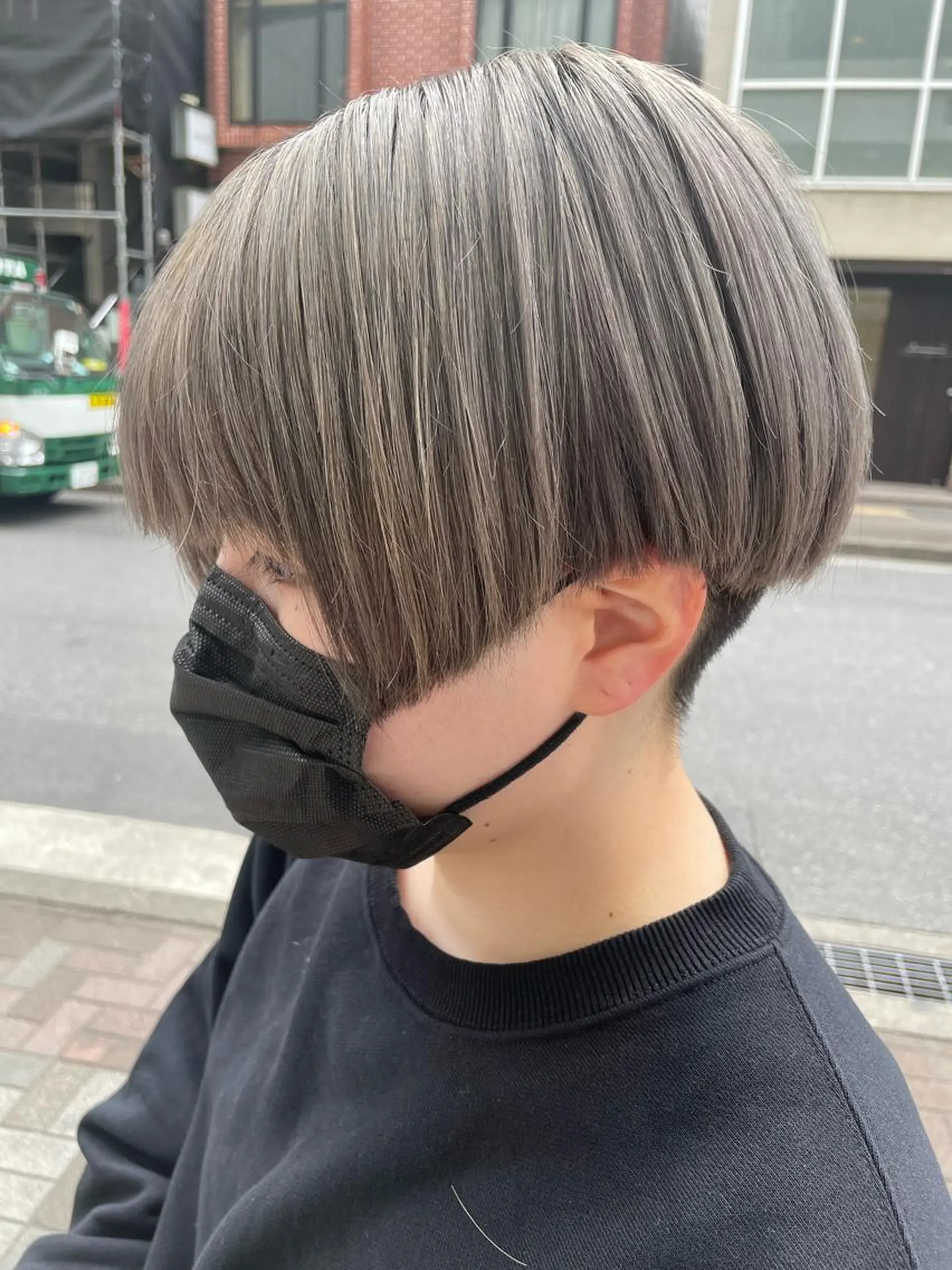 ショート カラー ブリーチ ケアブリーチ ダブルカラー イヤリングカラー イルミナカラー ヘアカラー トリートメント 韓国ヘア🦋 MIYUのヘアスタイル