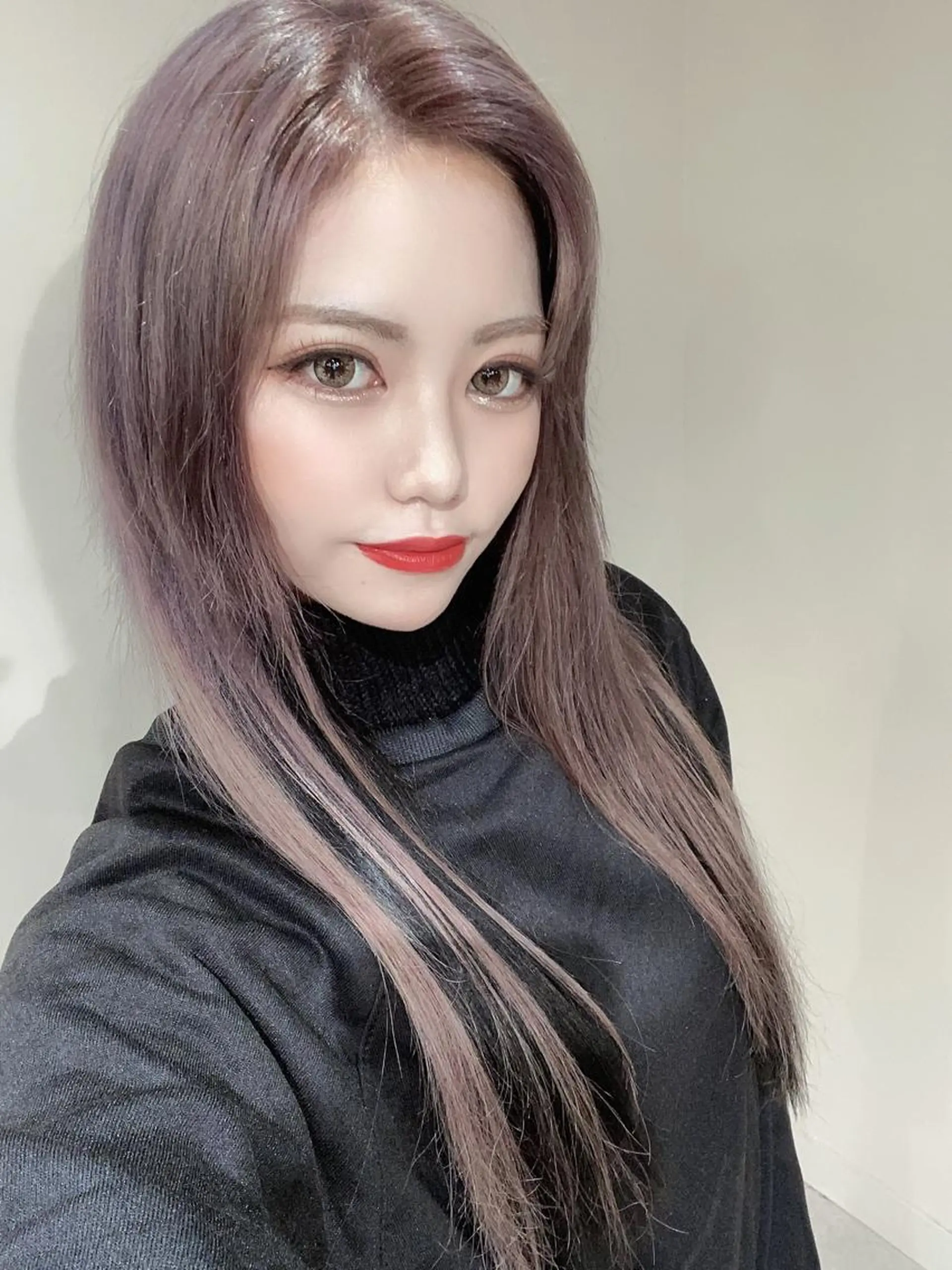 ロング カラー シールエクステ 黒髪 ダブルカラー グレージュ インナーカラー 🦋美髪／エクステ 🦋アベイクミのヘアスタイル