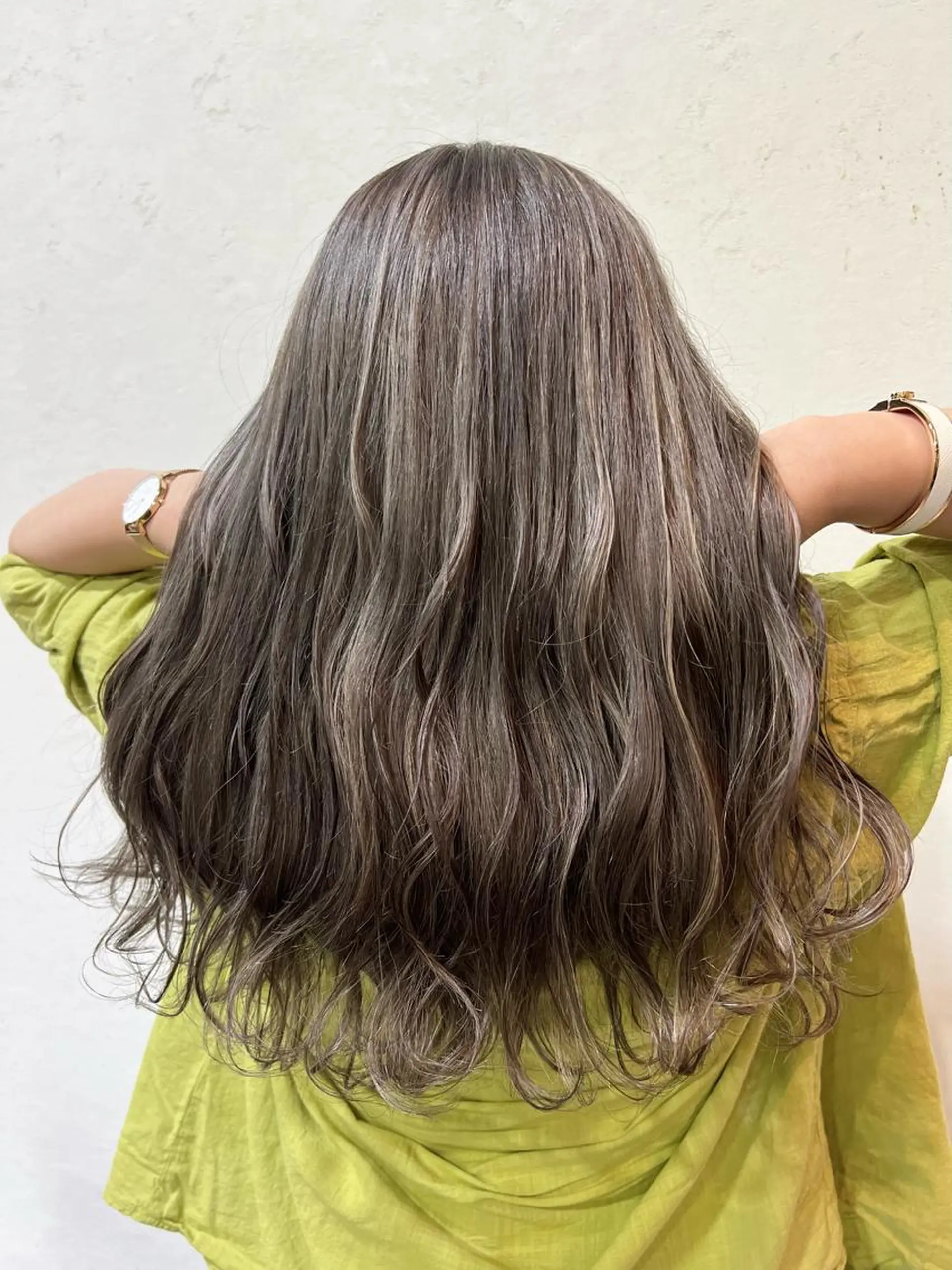 ロング カラー カット ヘアカラー トリートメント mana .のヘアスタイル