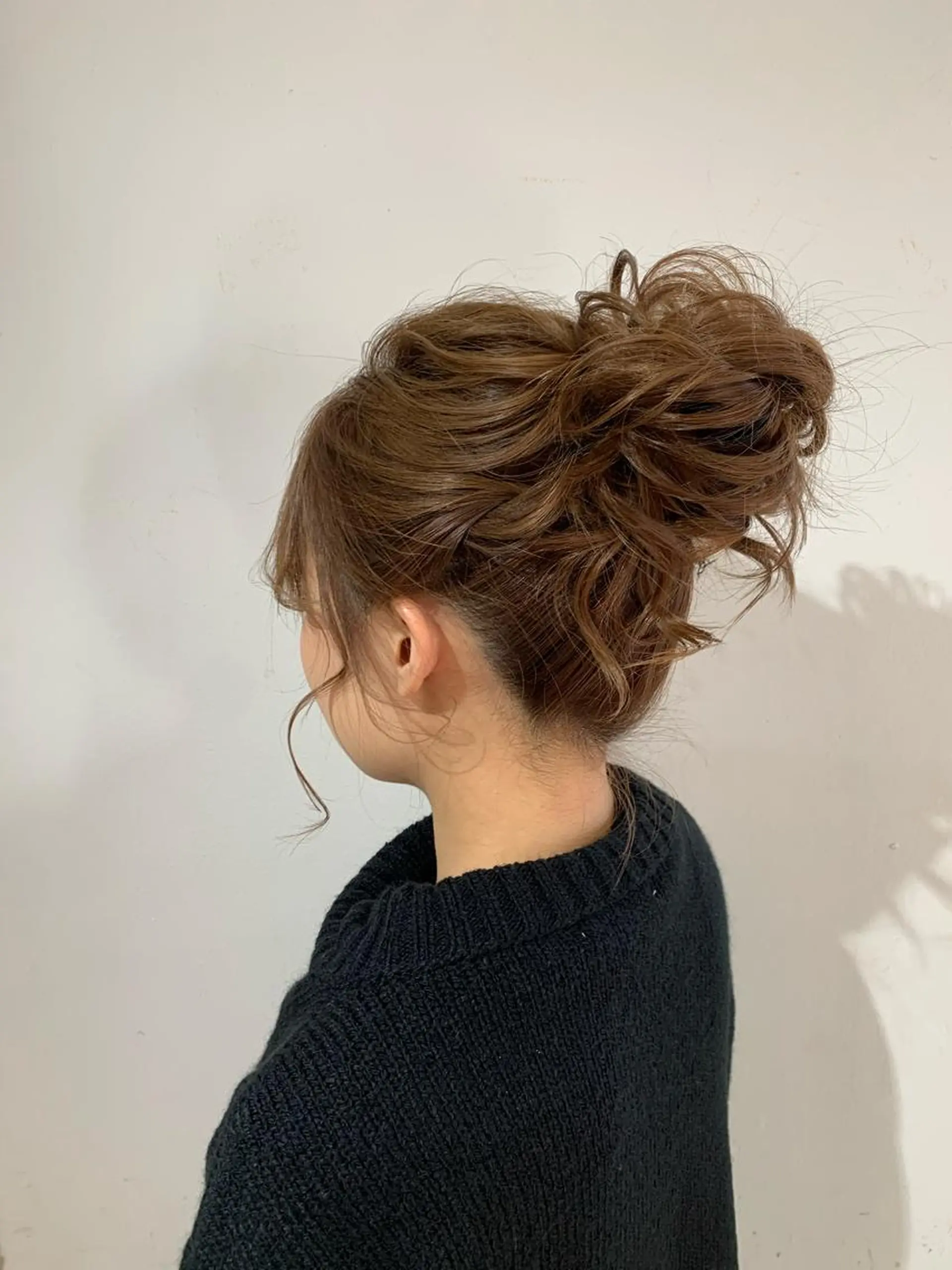 セミロング 菅原リキヤ くびれレイヤーヘアのヘアスタイル