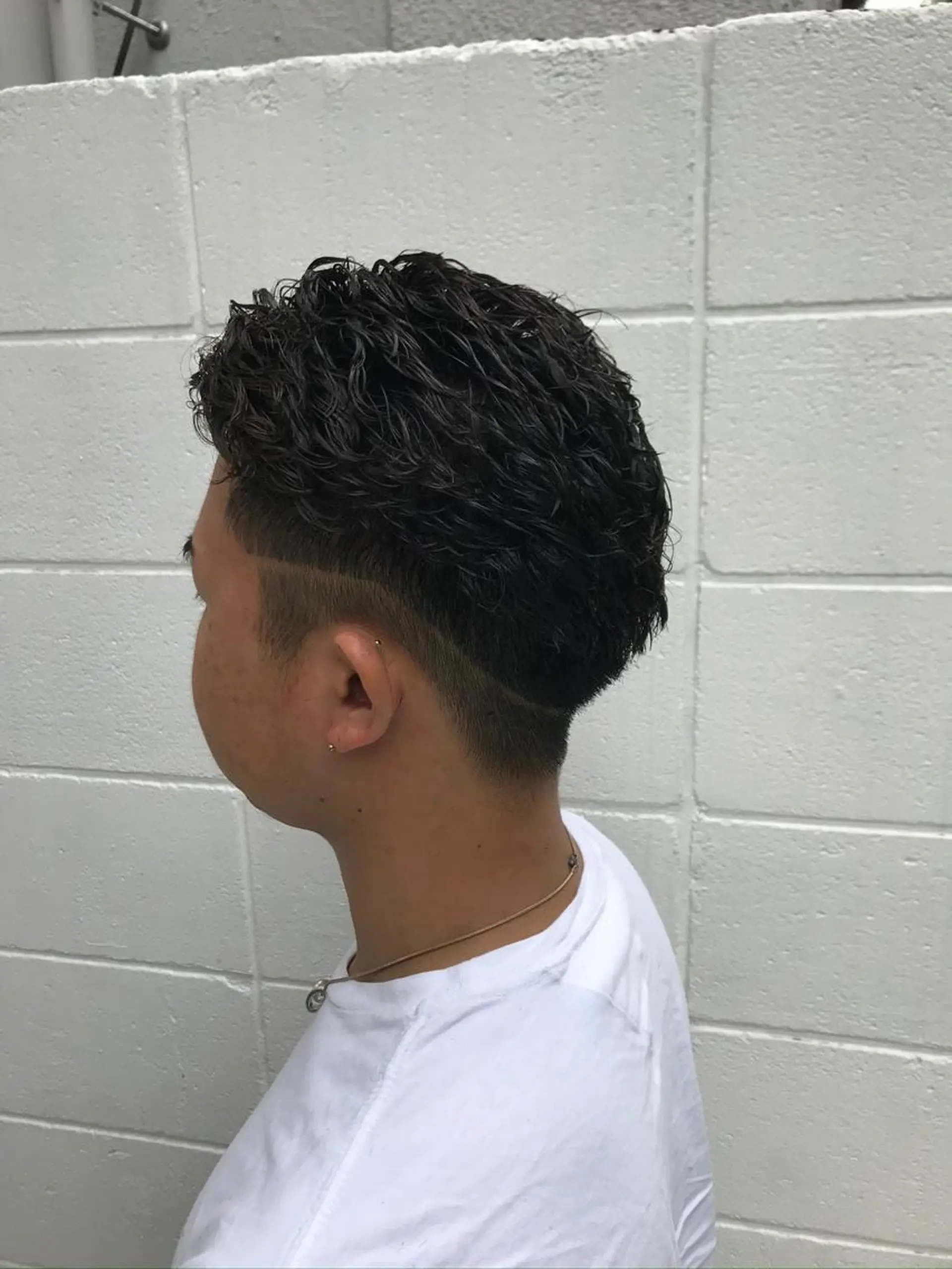 ショート パーマ メンズ メンズパーマ 刈り上げ カット パーマ メンズ特化 TAKUYAのヘアスタイル