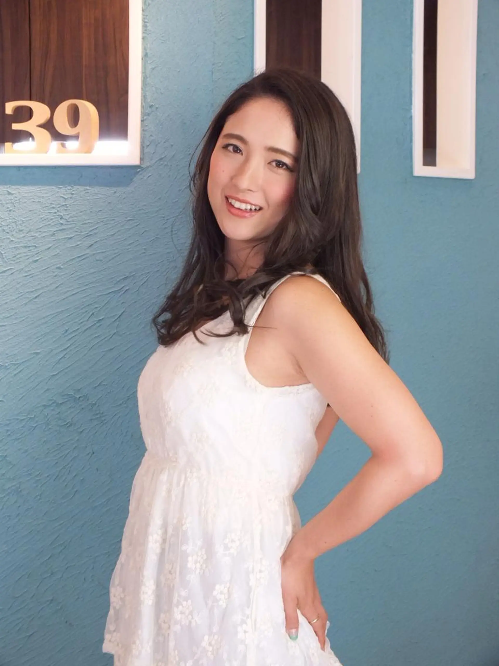 ミディアム カラー パーマ ヘアアレンジ メンズ キッズ ネイル マツエク・マツパ THREE NINE 【スリーナイン】のヘアスタイル