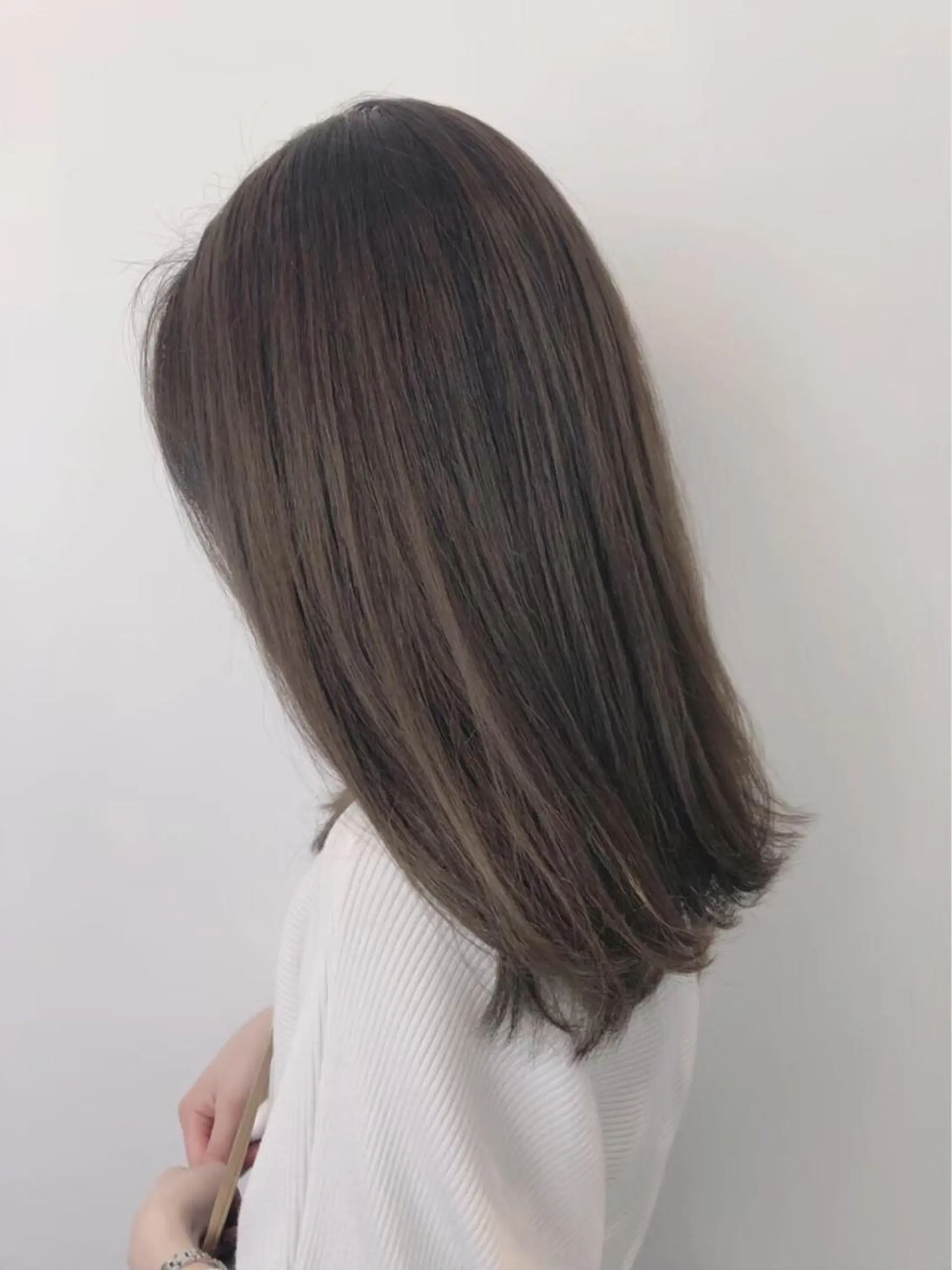 セミロング NOAH【自由が丘】 副店長のヘアスタイル