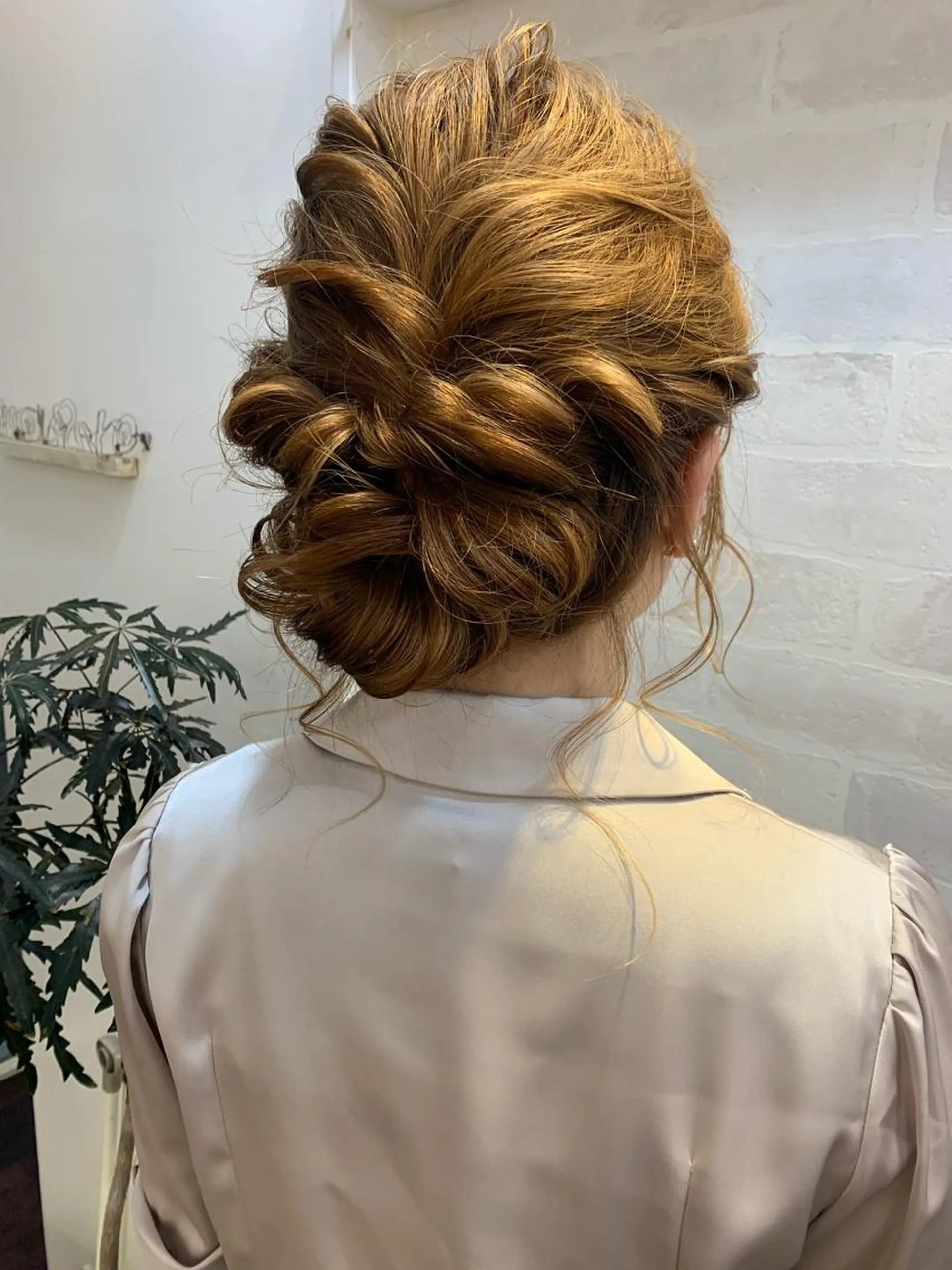 セミロング カラー ヘアアレンジ ヘアセット きむえり/髪質改善 /セット/カラーのヘアスタイル