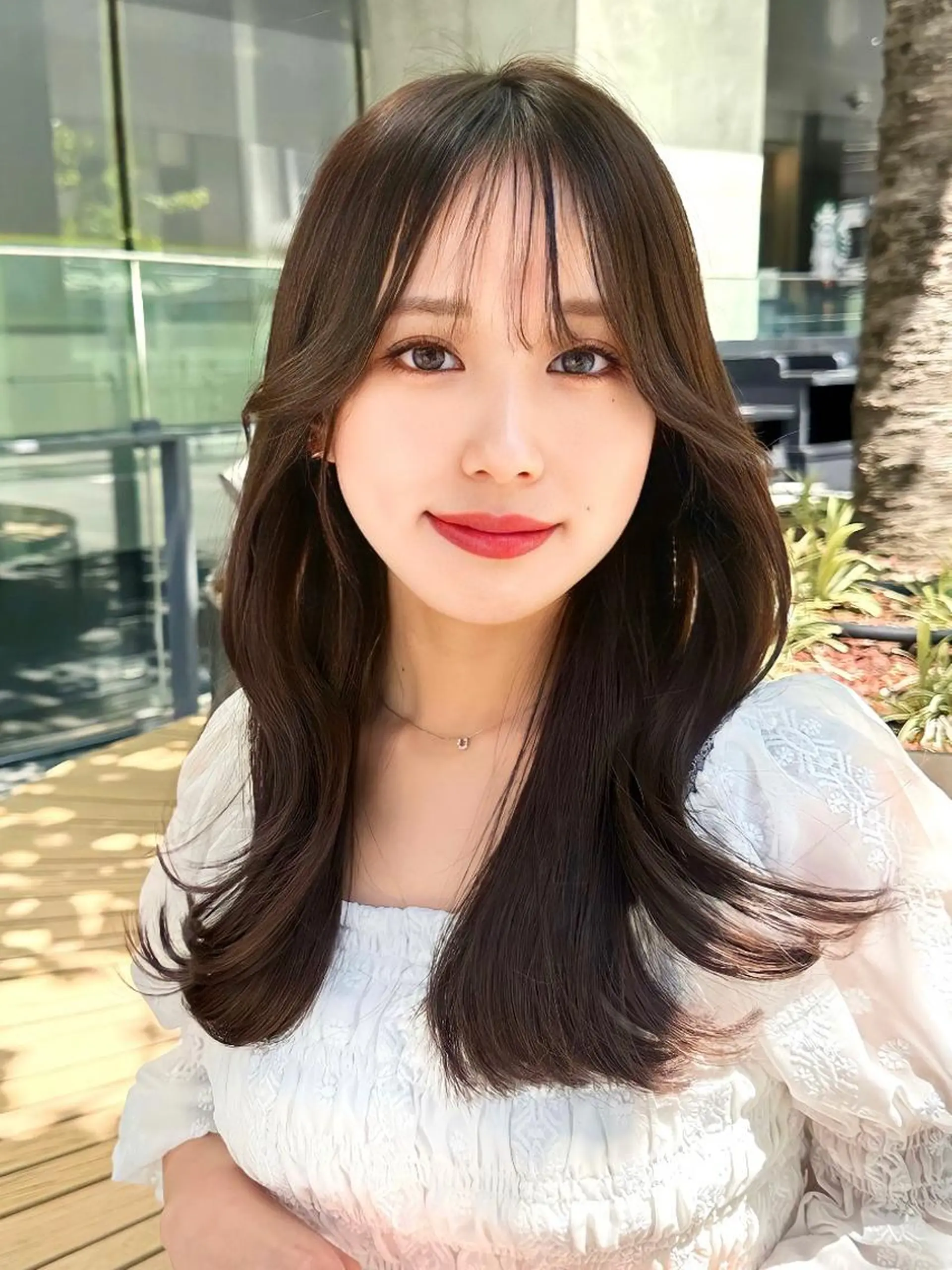 ロング カラー エギョモリ 顔まわりレイヤー 顔周りカット ハイレイヤー ヨシンモリ カット ヘアカラー トリートメント 顔周り特化/韓国ヘア /レイヤー/吉野幸大のヘアスタイル