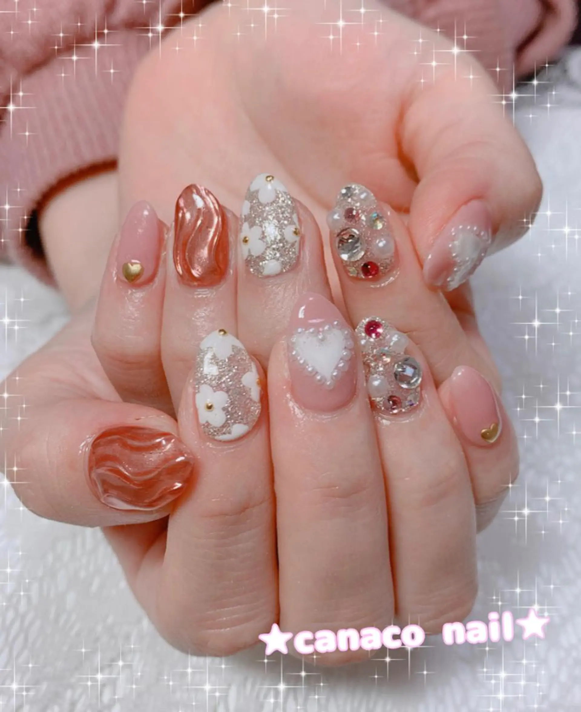 ネイル アートネイル フラワーネイル ジェルネイル ガーリー ミラーネイル ハンドネイル ハンドケア Felice所属・ベテランネイル cnc  nailのネイルデザイン