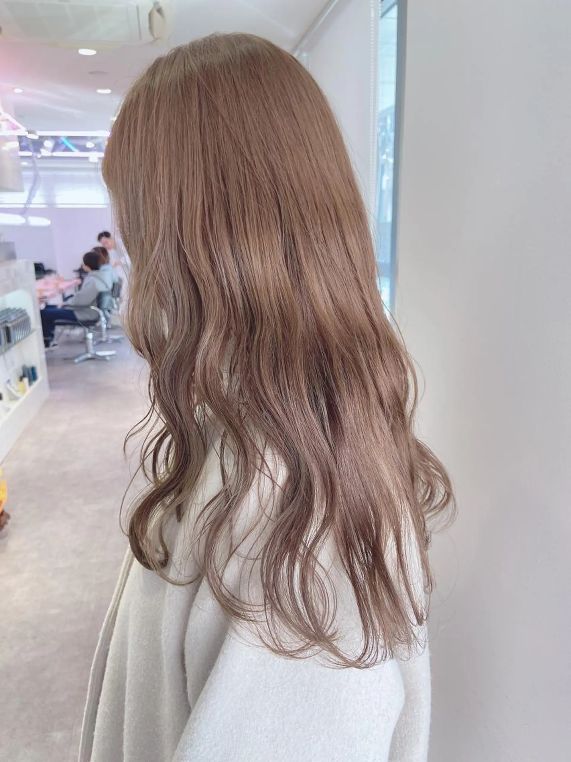 ロング カラー ヘアアレンジ ベージュカラー レイヤーカット指名 No.1💖マユカのヘアスタイル