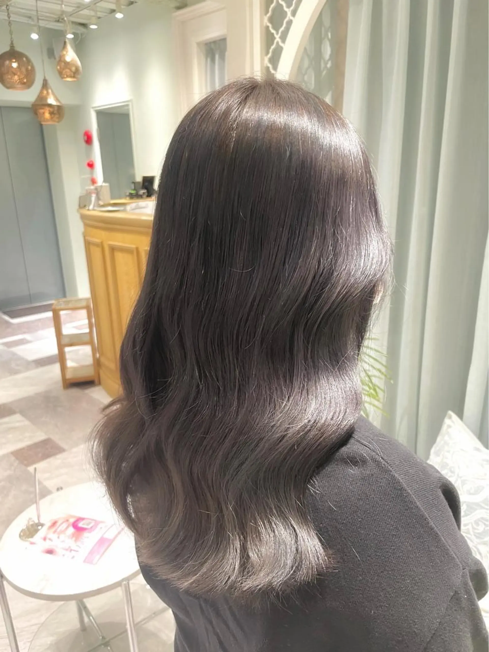 ロング カラー 🥇KEN /レイヤー/艶カラーのヘアスタイル