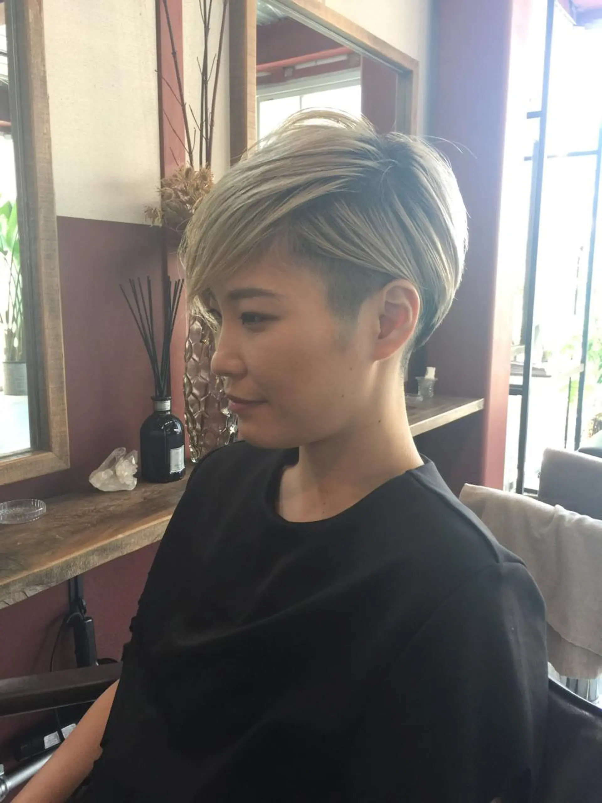 ショート 福地 礼奈のヘアスタイル