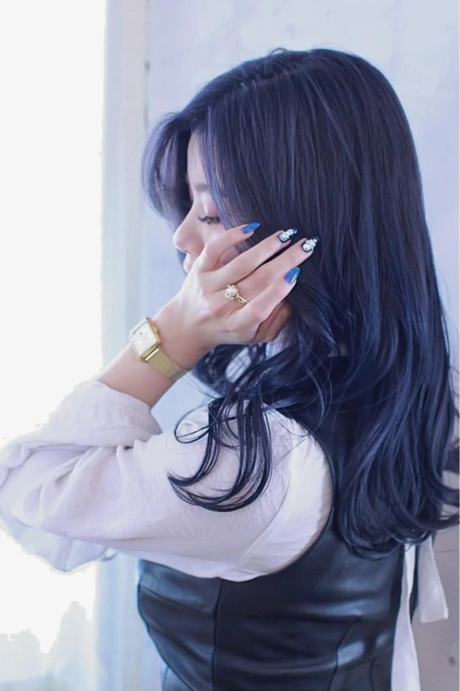 ロング カラー ヘアカラー mulum所属・オタク美容師🎮 AKARIのヘアスタイル