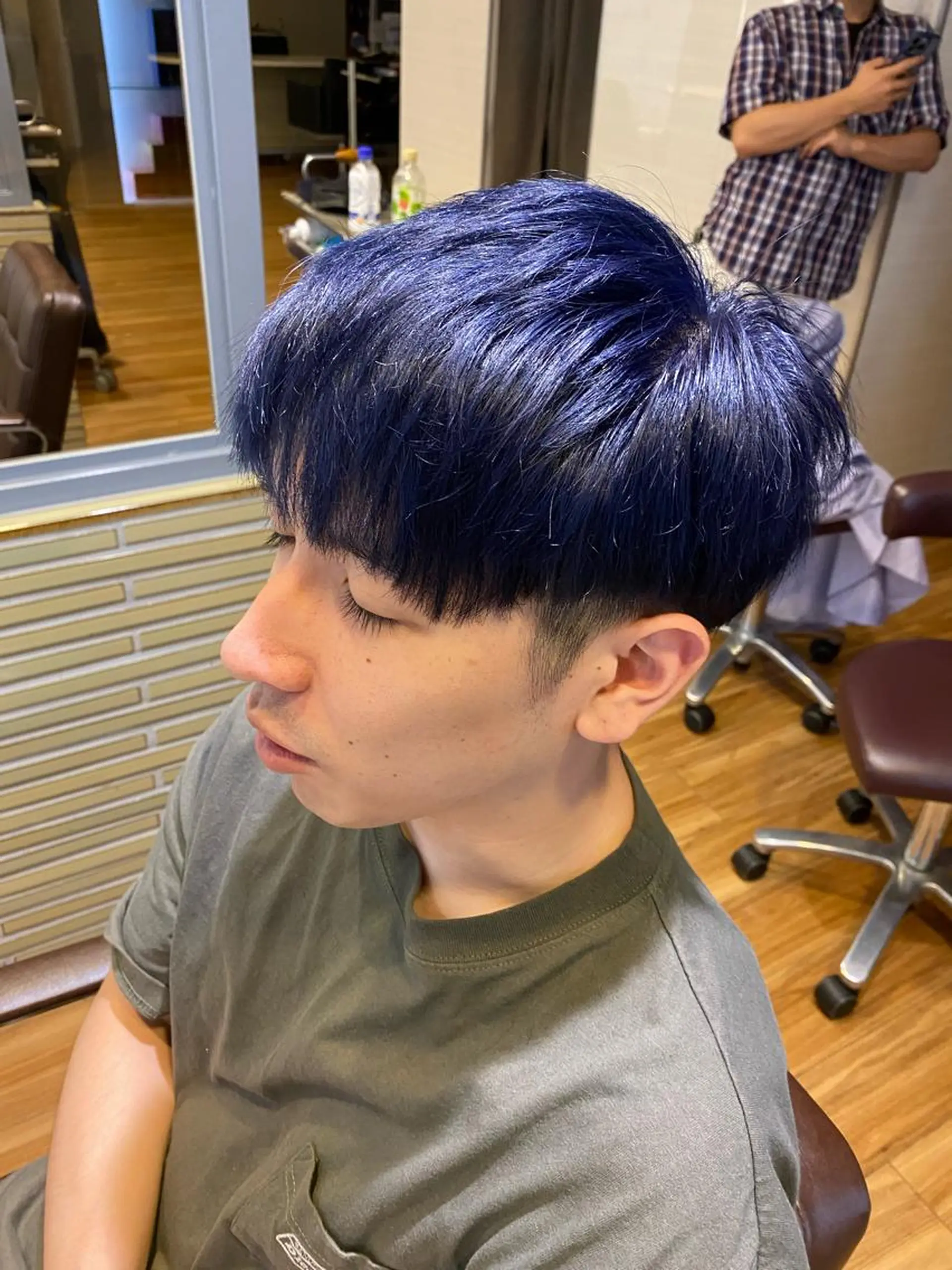 ショート カラー メンズ ネイビーカラー ヘアカラー DOI   HAIR MAKE MODE所属・土井 祐之介のヘアスタイル