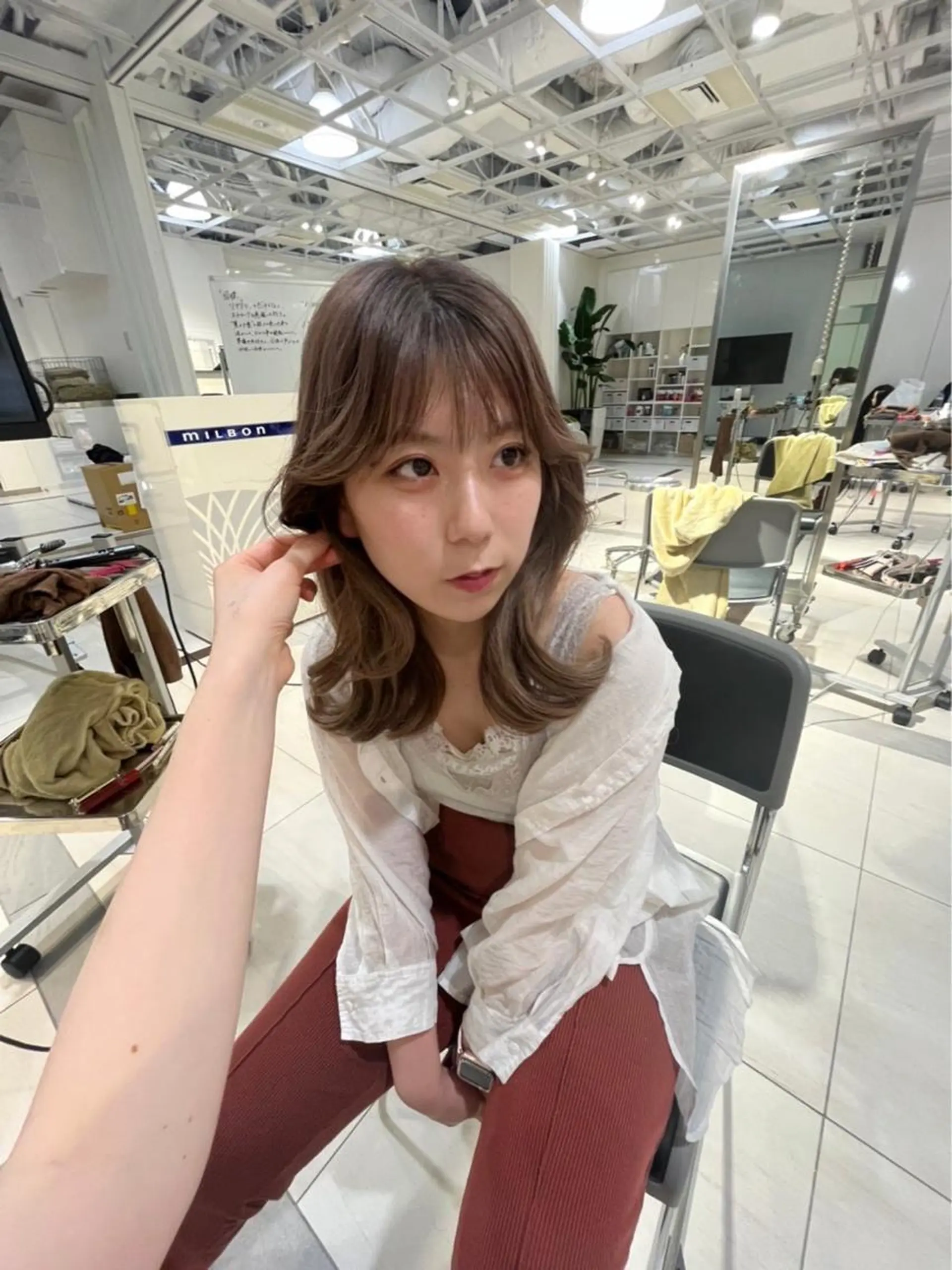 ヘアアレンジ 海外風レイヤー🎀 新宿MOMOKA🍑のヘアスタイル