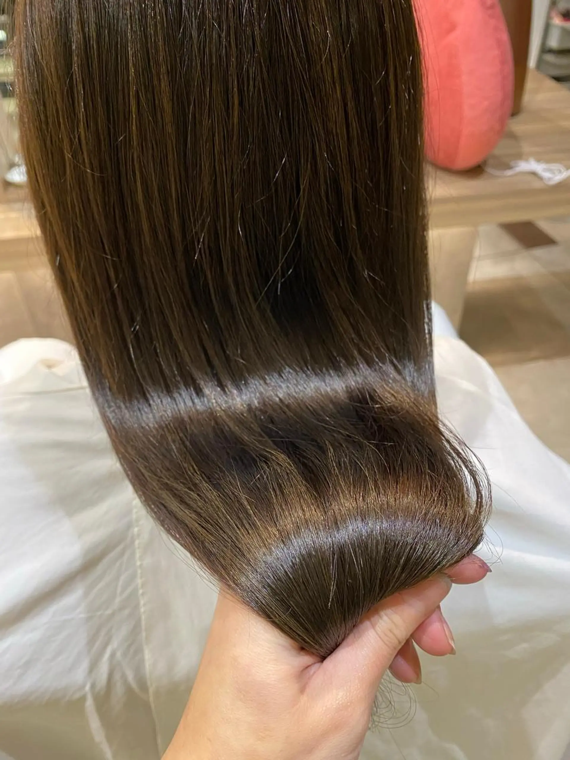 ロング カラー ブラウンカラー モカブラウン トリートメント カット ヘアカラー トリートメント 川越 輝梨奈のヘアスタイル