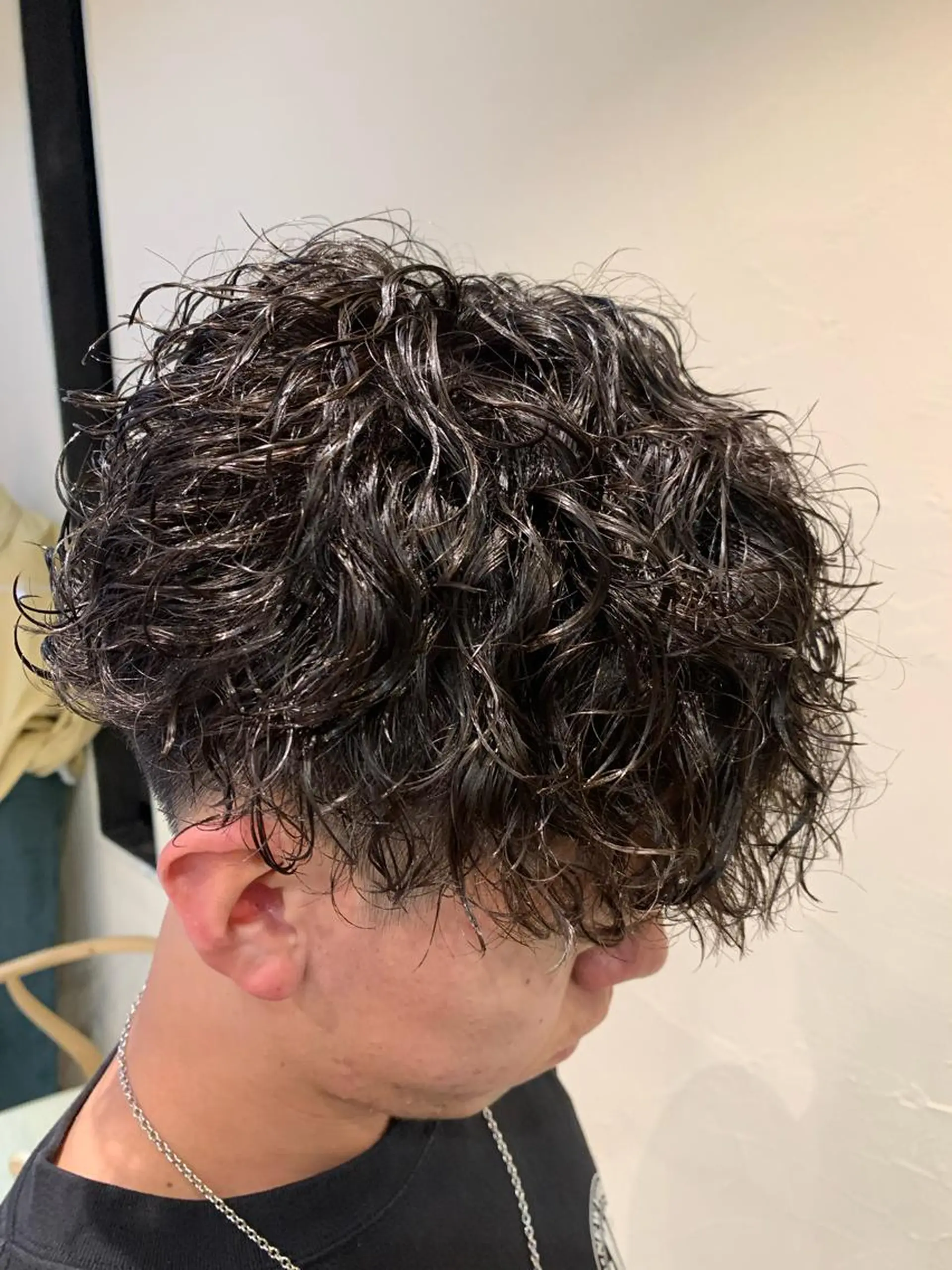 ミディアム パーマ メンズ カット パーマ Hair Design Room  SHEEFT所属・【豊橋メンズ特化】 SHEEFTタイガのヘアスタイル