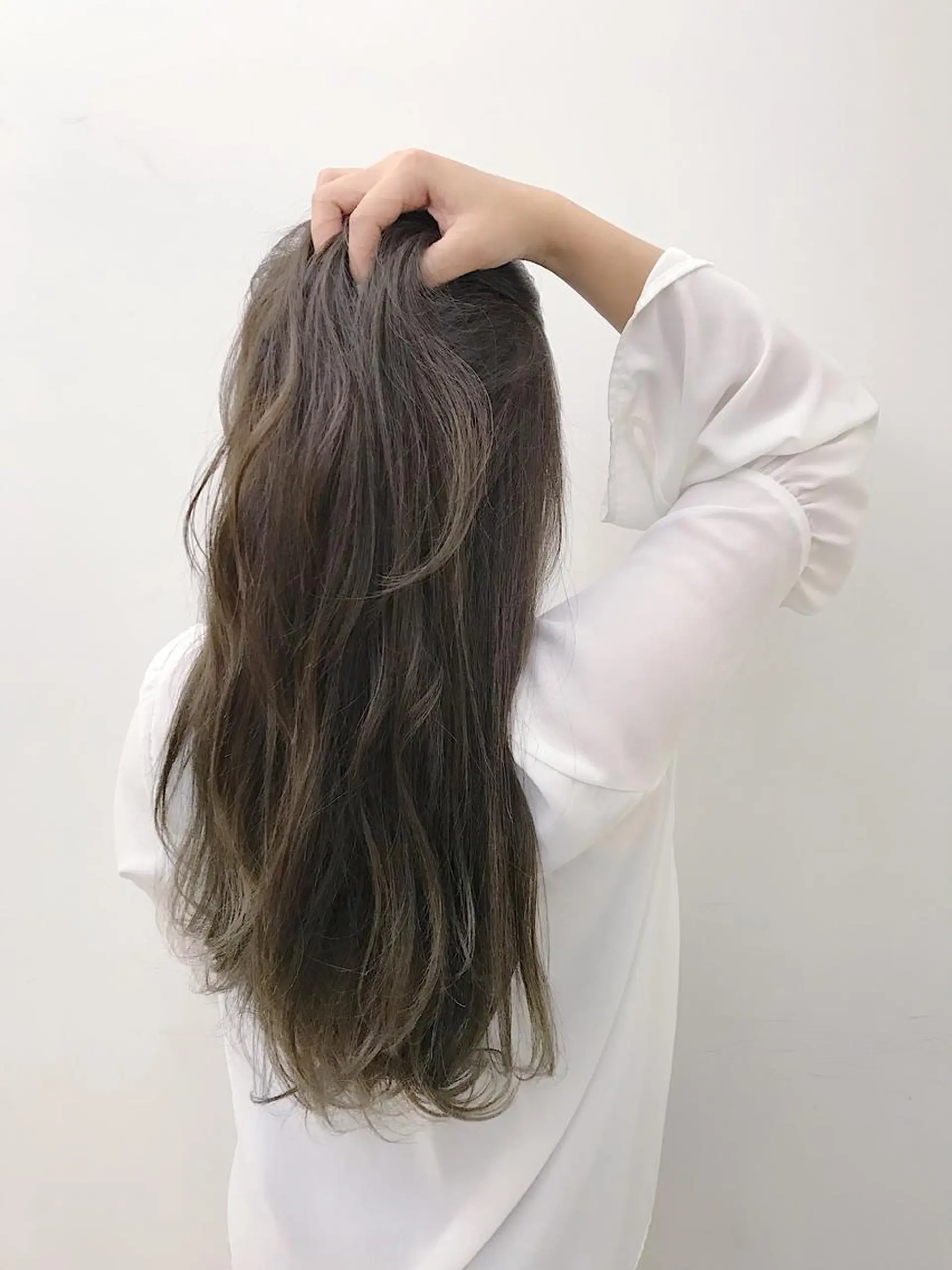 ロング カラー カット ヘアカラー ブリーチカラー/ 岩破瑞希のヘアスタイル