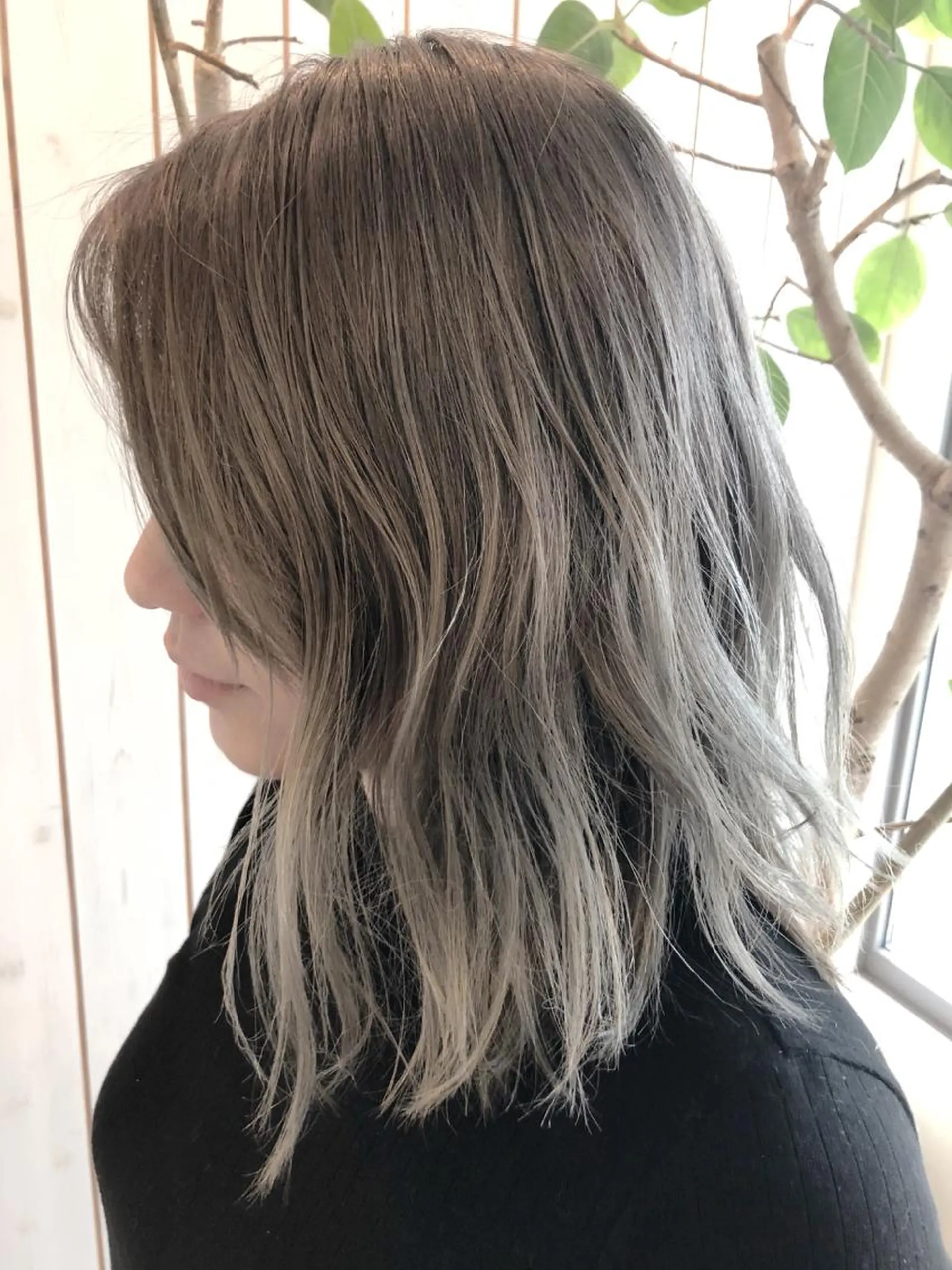 ミディアム カラー 小濱 秀人のヘアスタイル