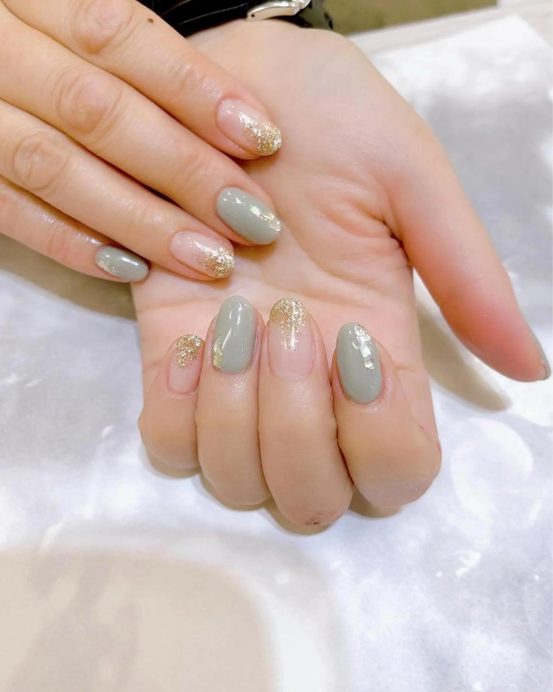 ネイル アートネイル ジェルネイル 氷ネイル・うるうるネイル キラキラネイル オフィスネイル ♾nail 恵美のマツエク・マツパデザイン