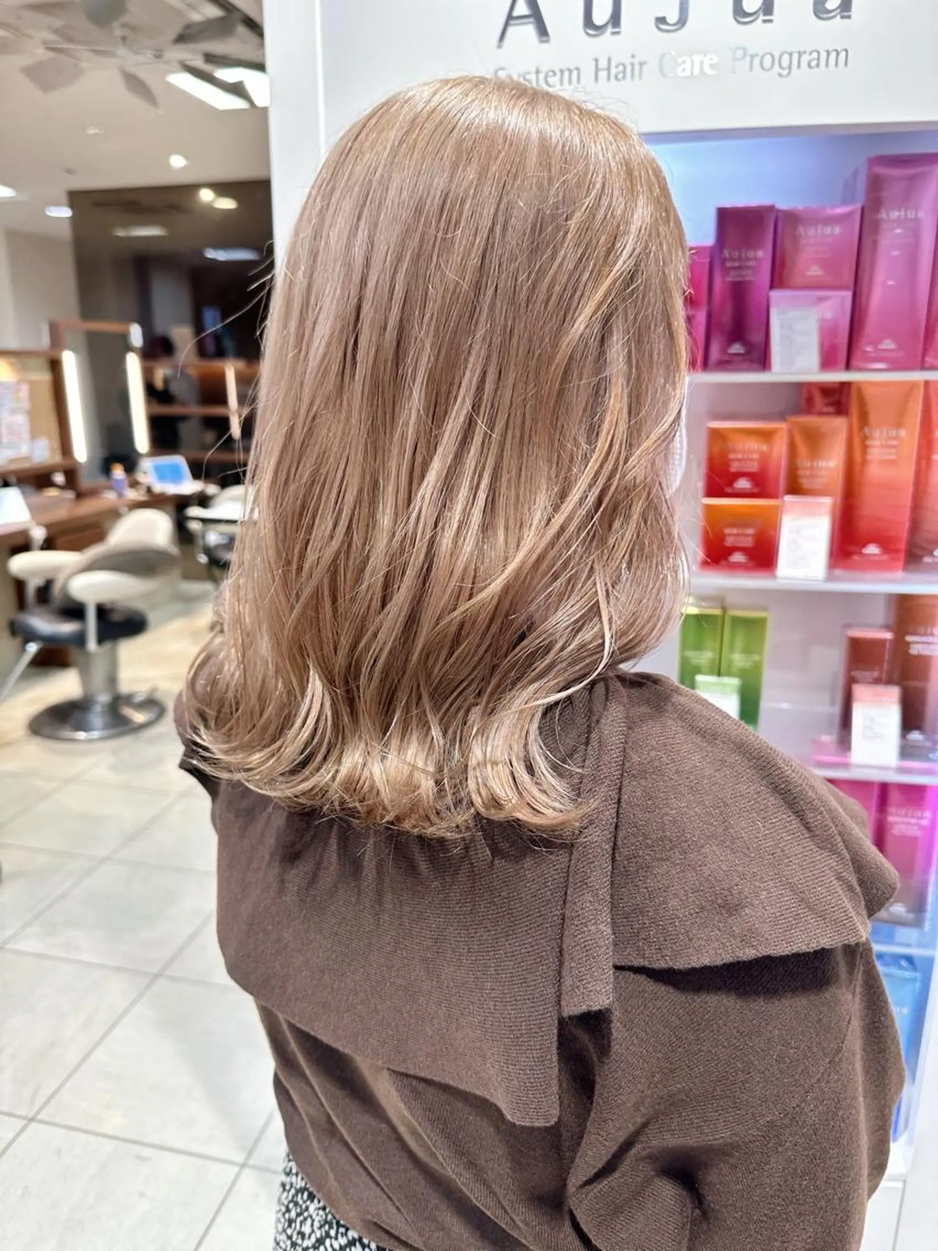 ミディアム カラー ブリーチ指名No.1 Daikiのヘアスタイル