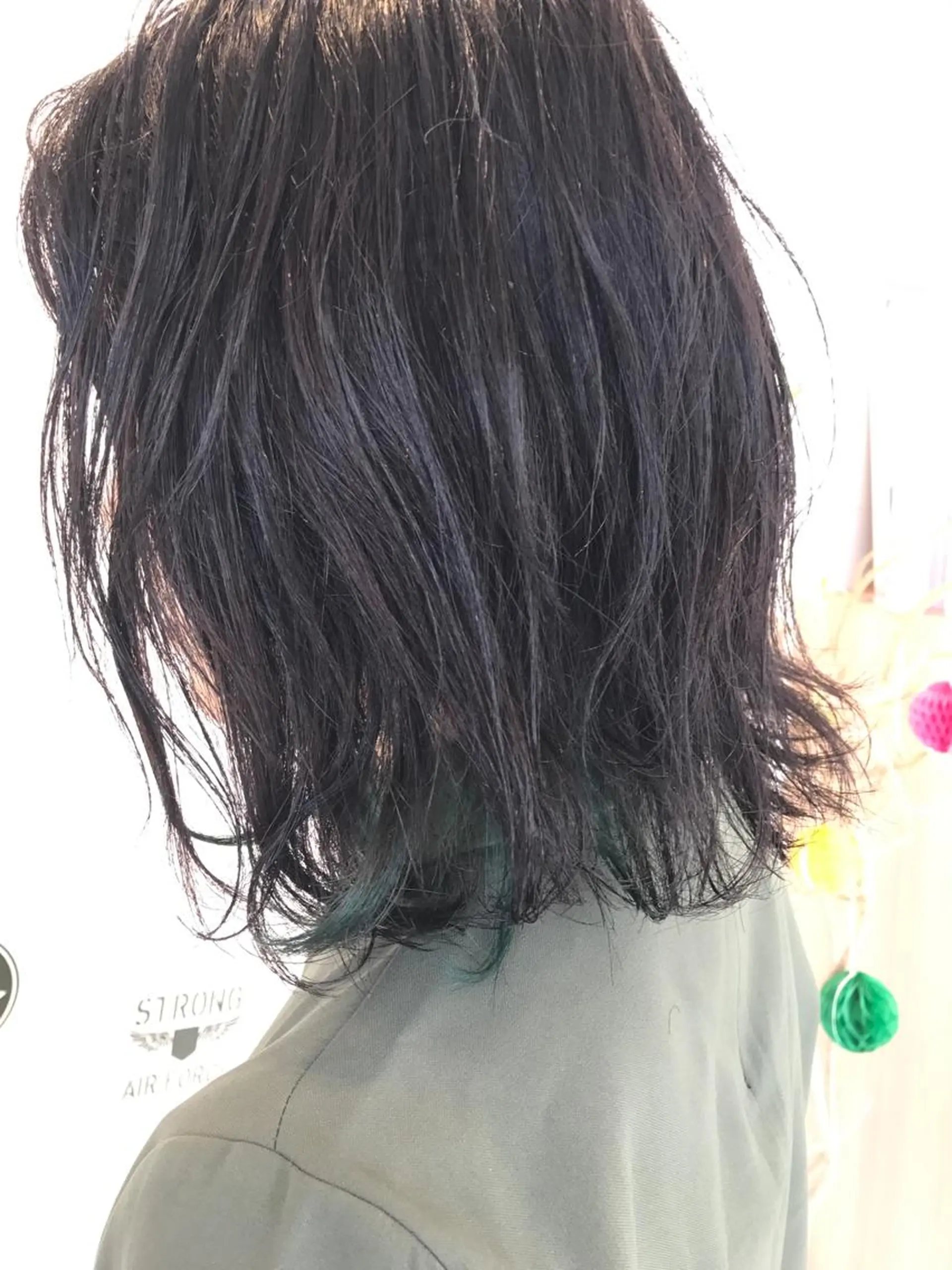 ミディアム カラー 湯浅 了一のヘアスタイル