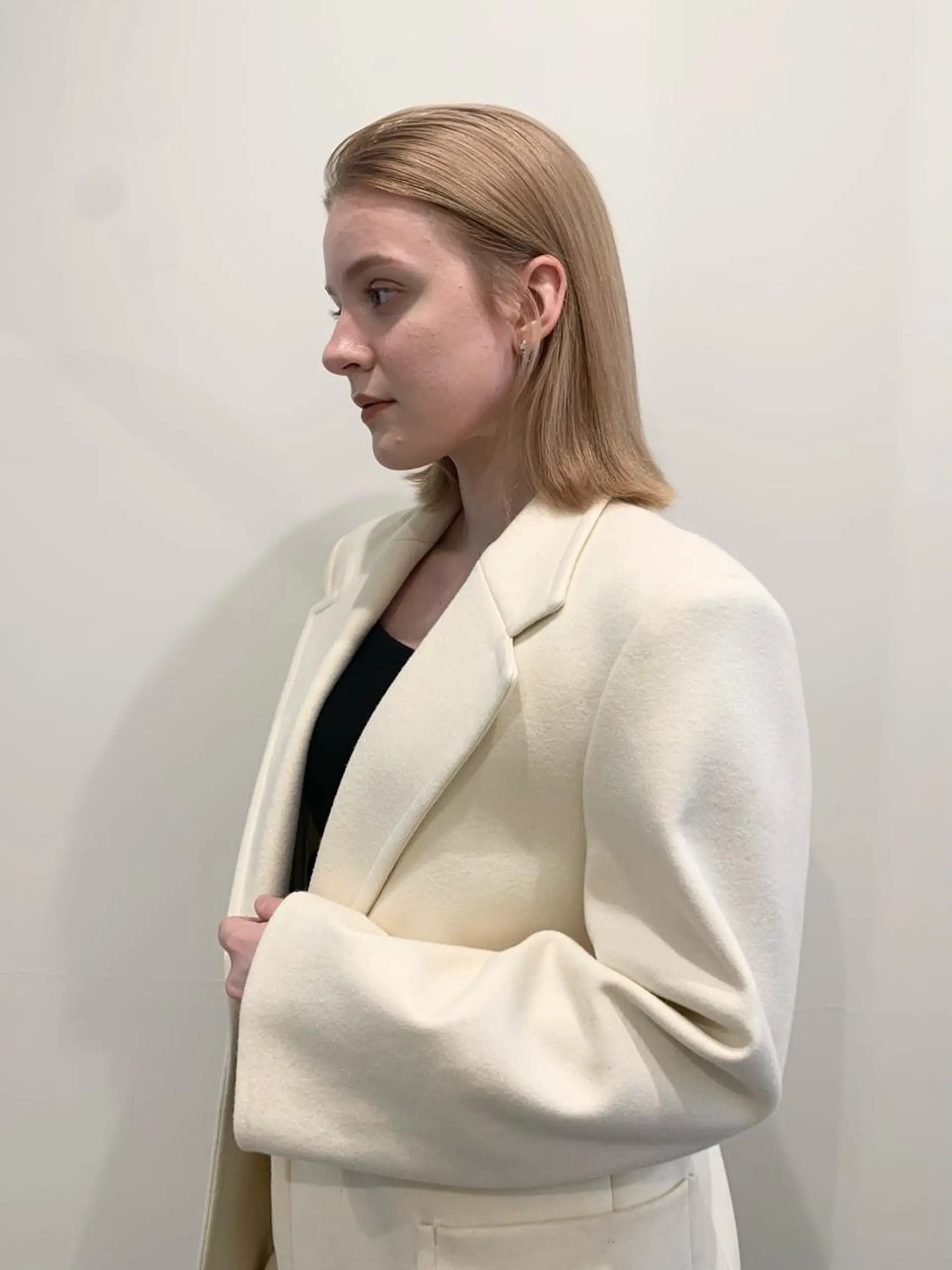 セミロング ヘアカラー 落合希 Olivebeigeのヘアスタイル