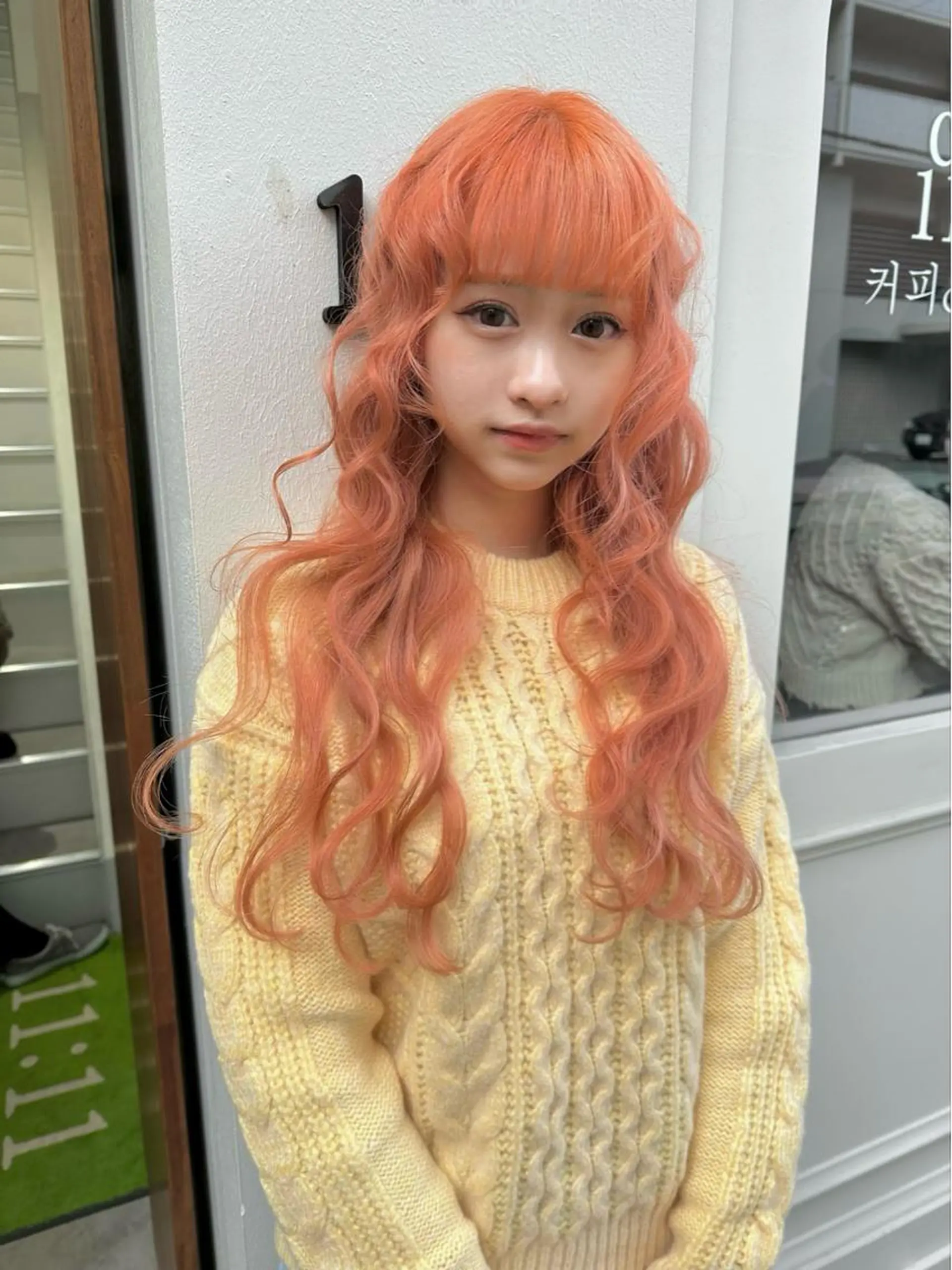 ロング ORIKA 美容室のヘアスタイル