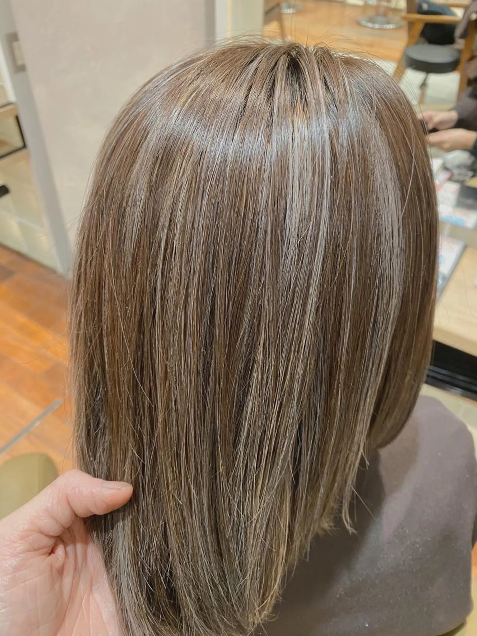 ミディアム カラー Aimer Hair Design Lewis所属・伊藤 いほみの眉毛・アイブロウイメージ