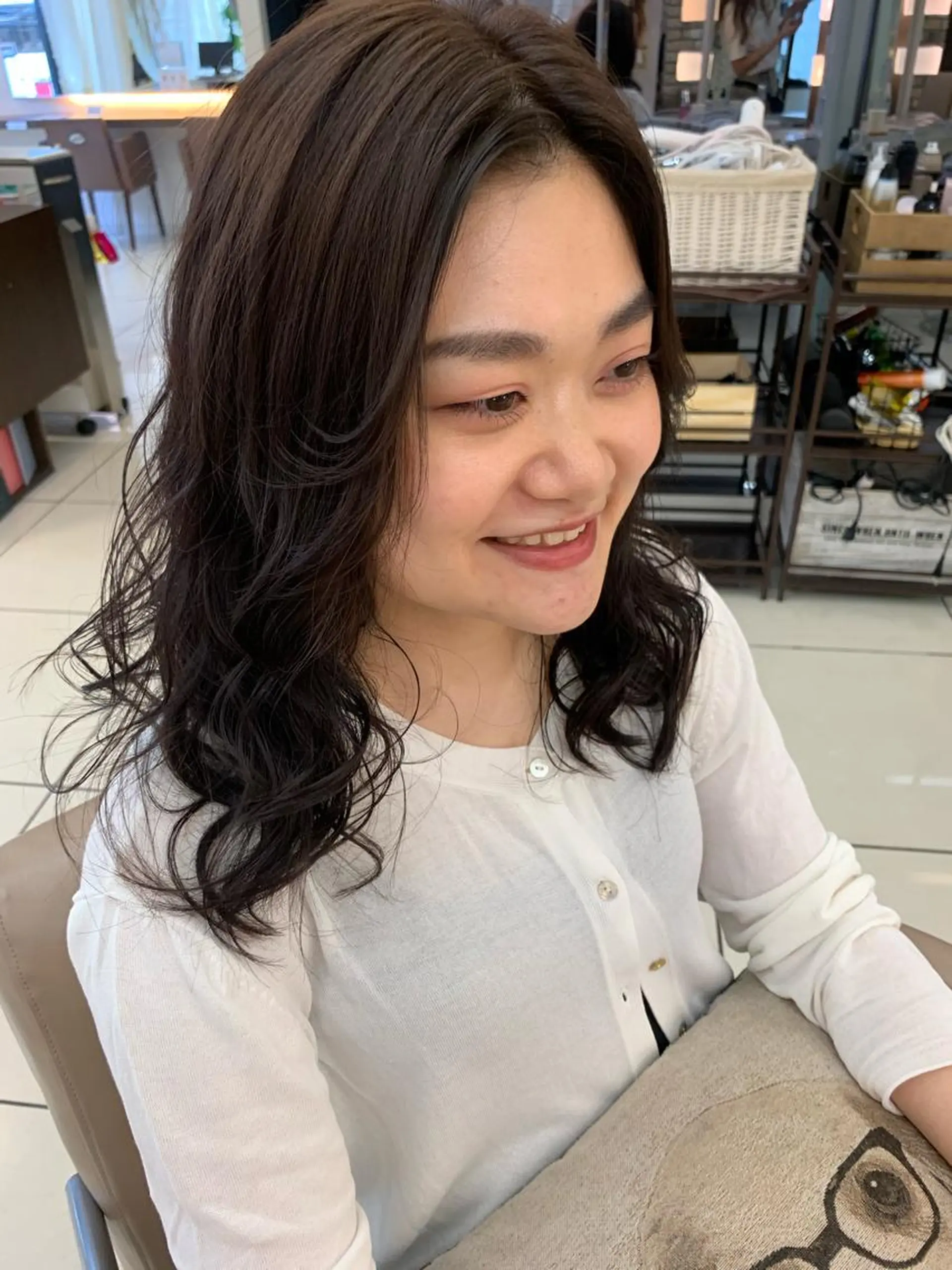 セミロング カラー ママ美容師まつげ 🤍まき🤍のマツエク・マツパデザイン