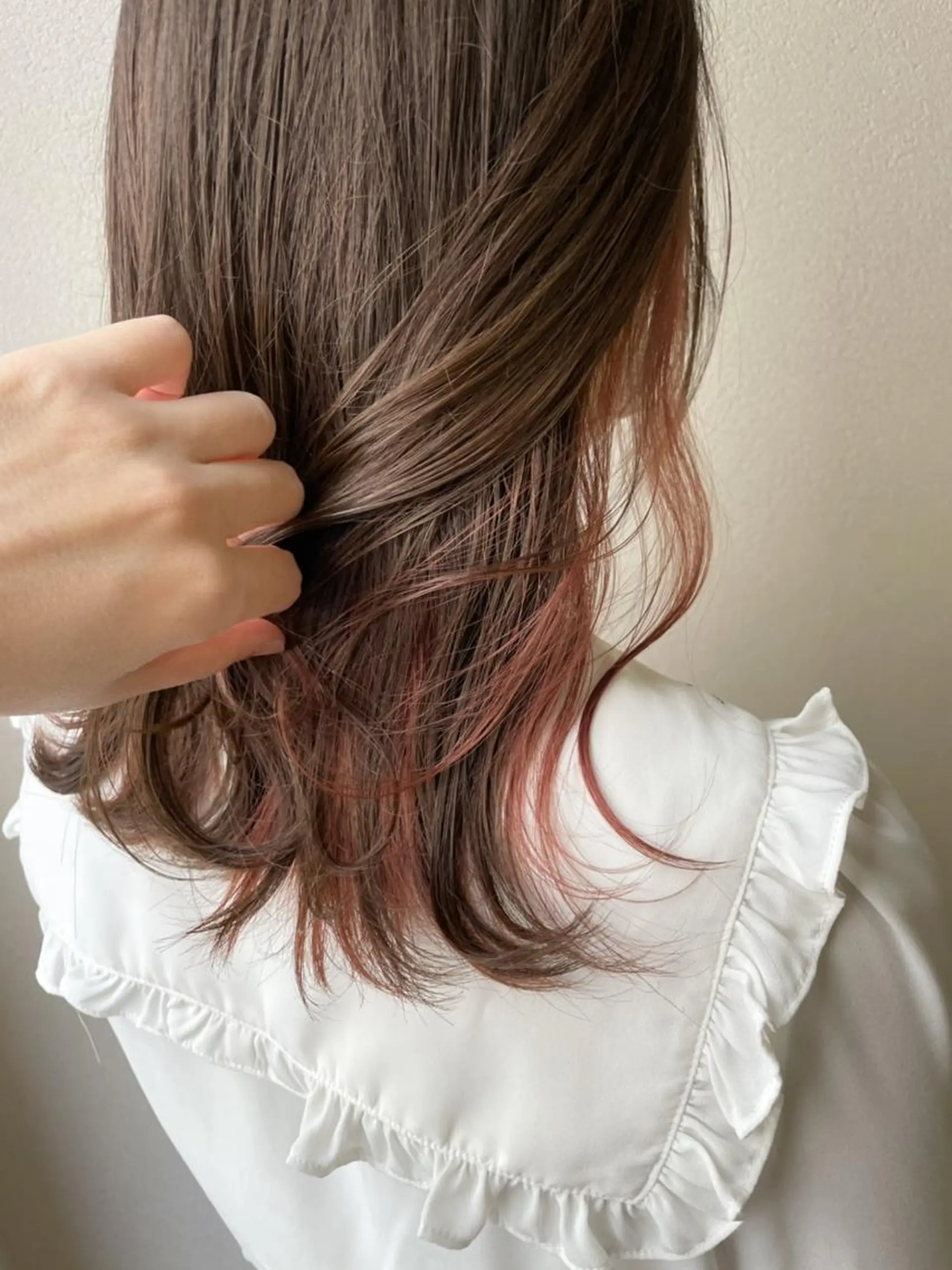 セミロング カラー Owl hairのヘアスタイル