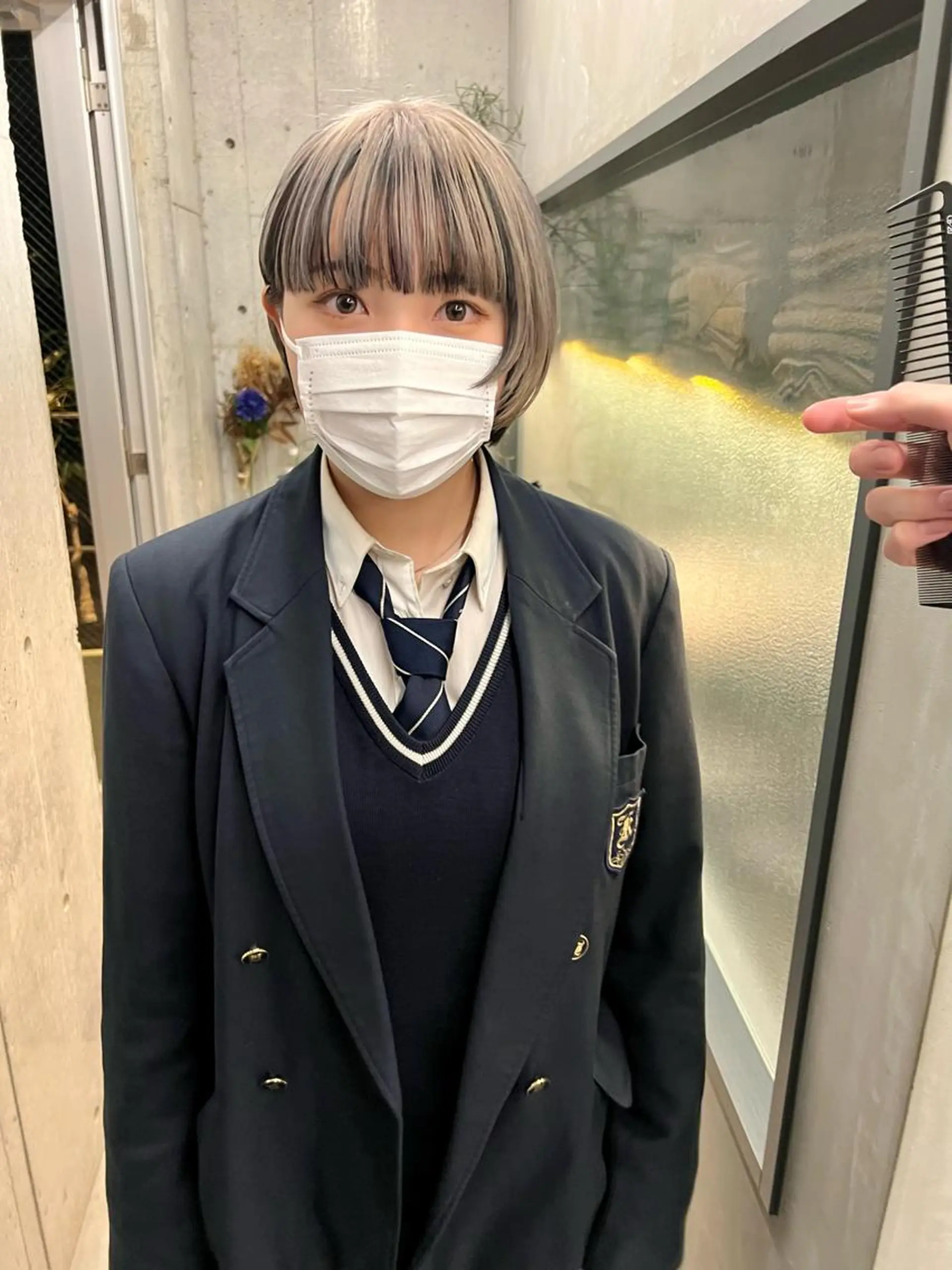 ショート カラー ブリーチ 卒業式のヘアスタイル カット 縮毛矯正 sakoda shunkiのヘアスタイル