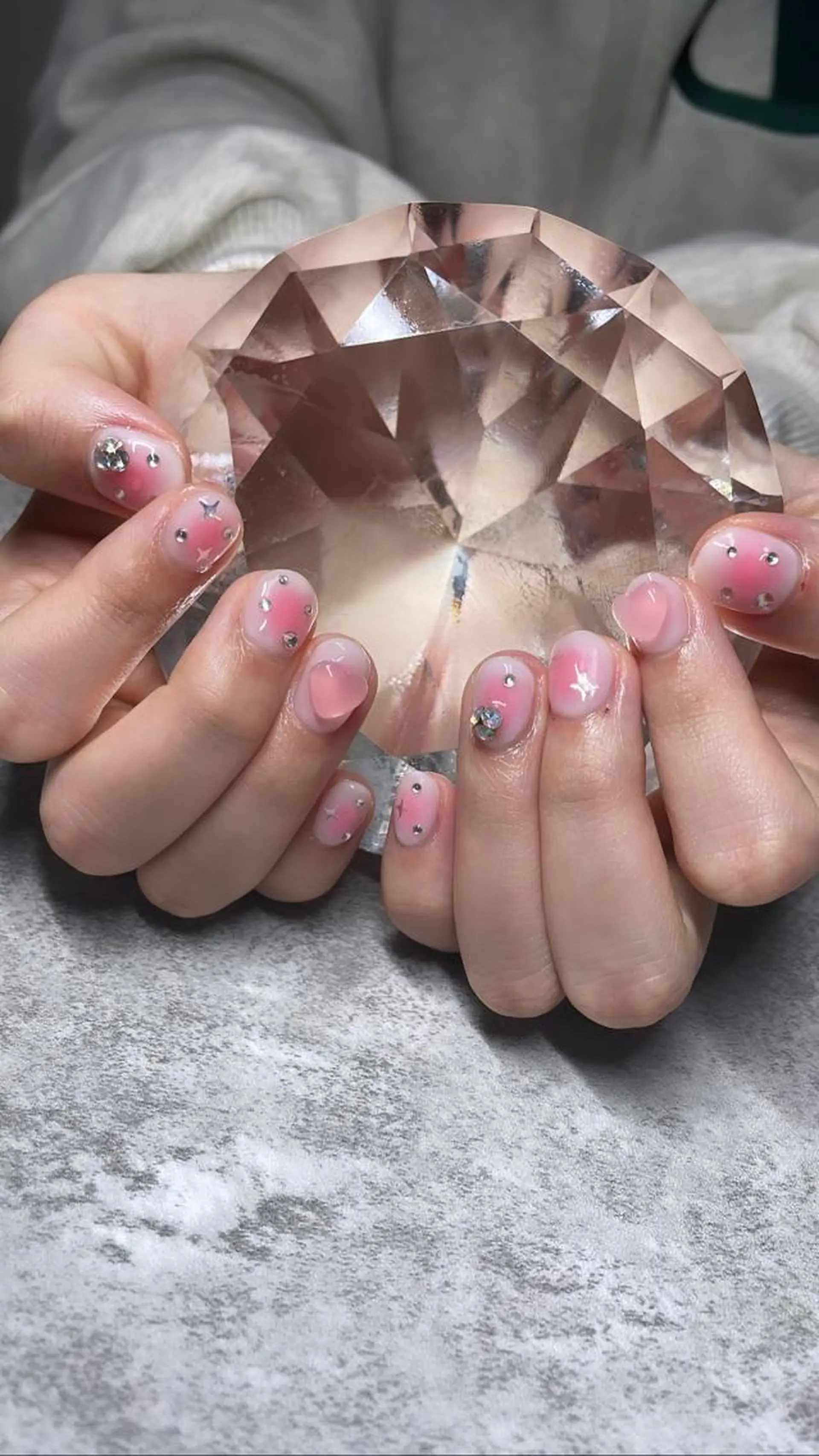 ネイル チークネイル ハンドネイル shark_nail Aのネイルデザイン