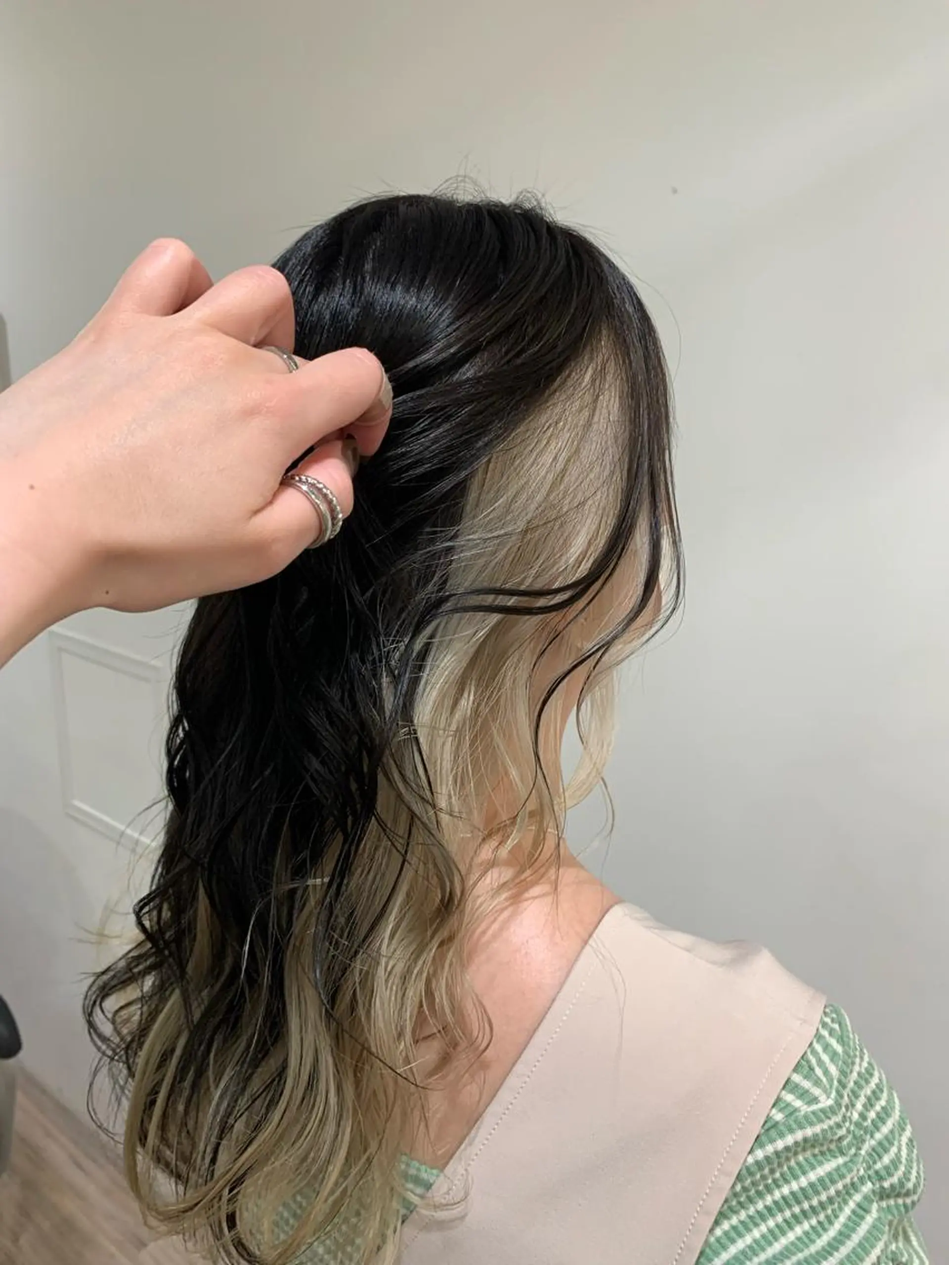 ロング カラー ヘアカラー あべ ゆうかのヘアスタイル