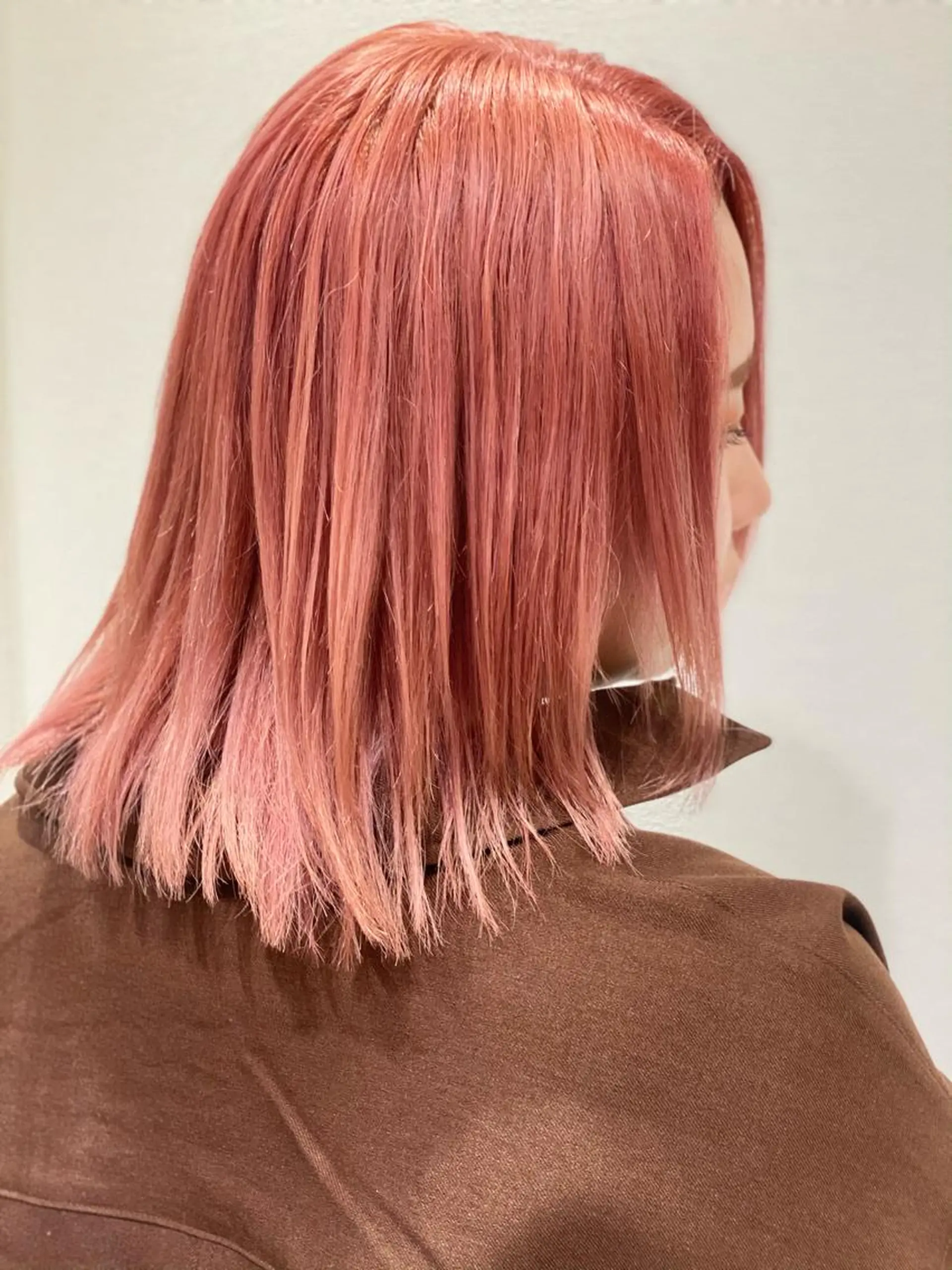 ミディアム カラー ピンクカラー 💎大人ハイライト 💎上杉一也💎のヘアスタイル