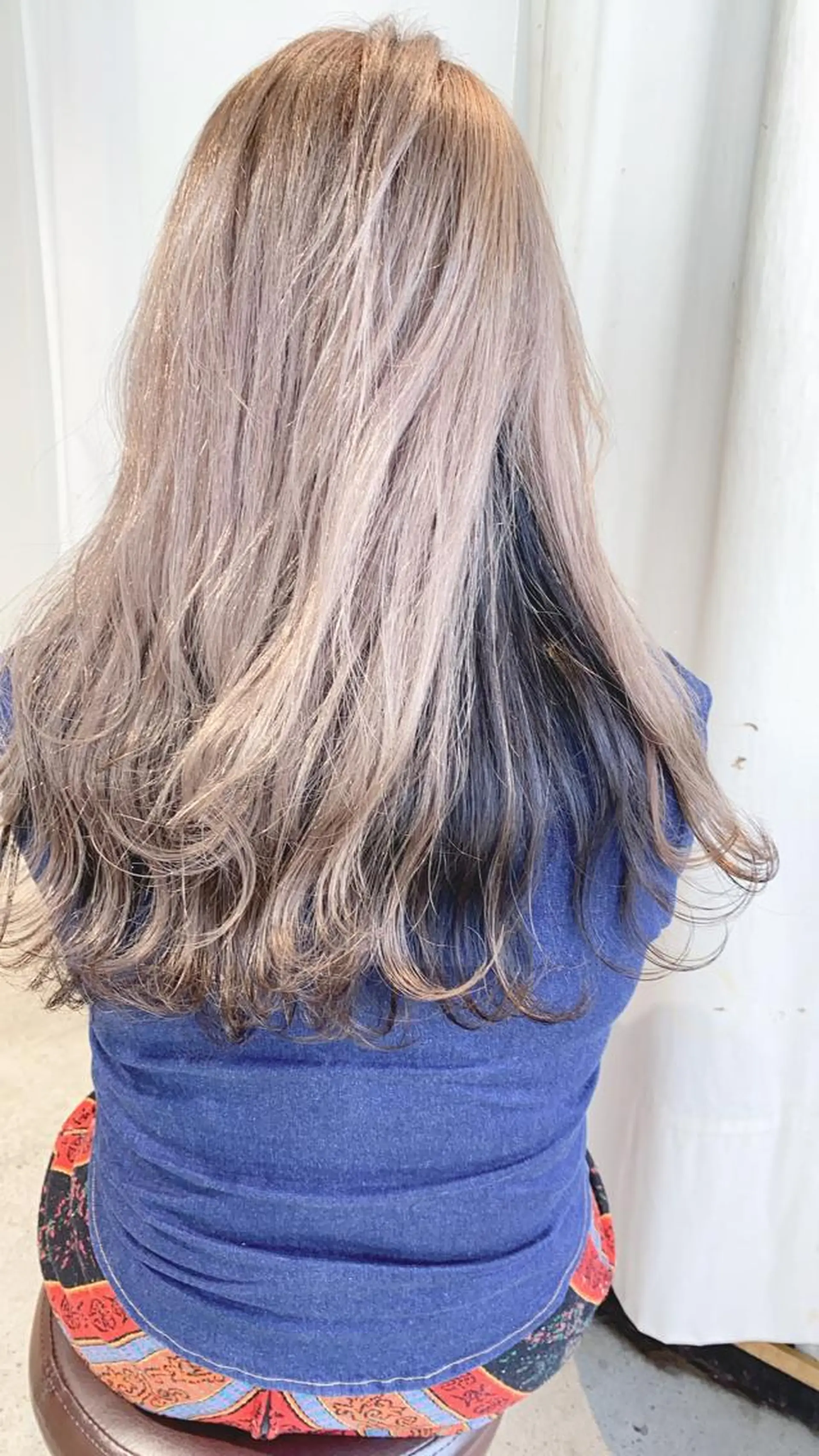 セミロング ショートボブ ボブ ハイライト 外ハネヘア メンズツイスパ ショートフクヤマシンのヘアスタイル