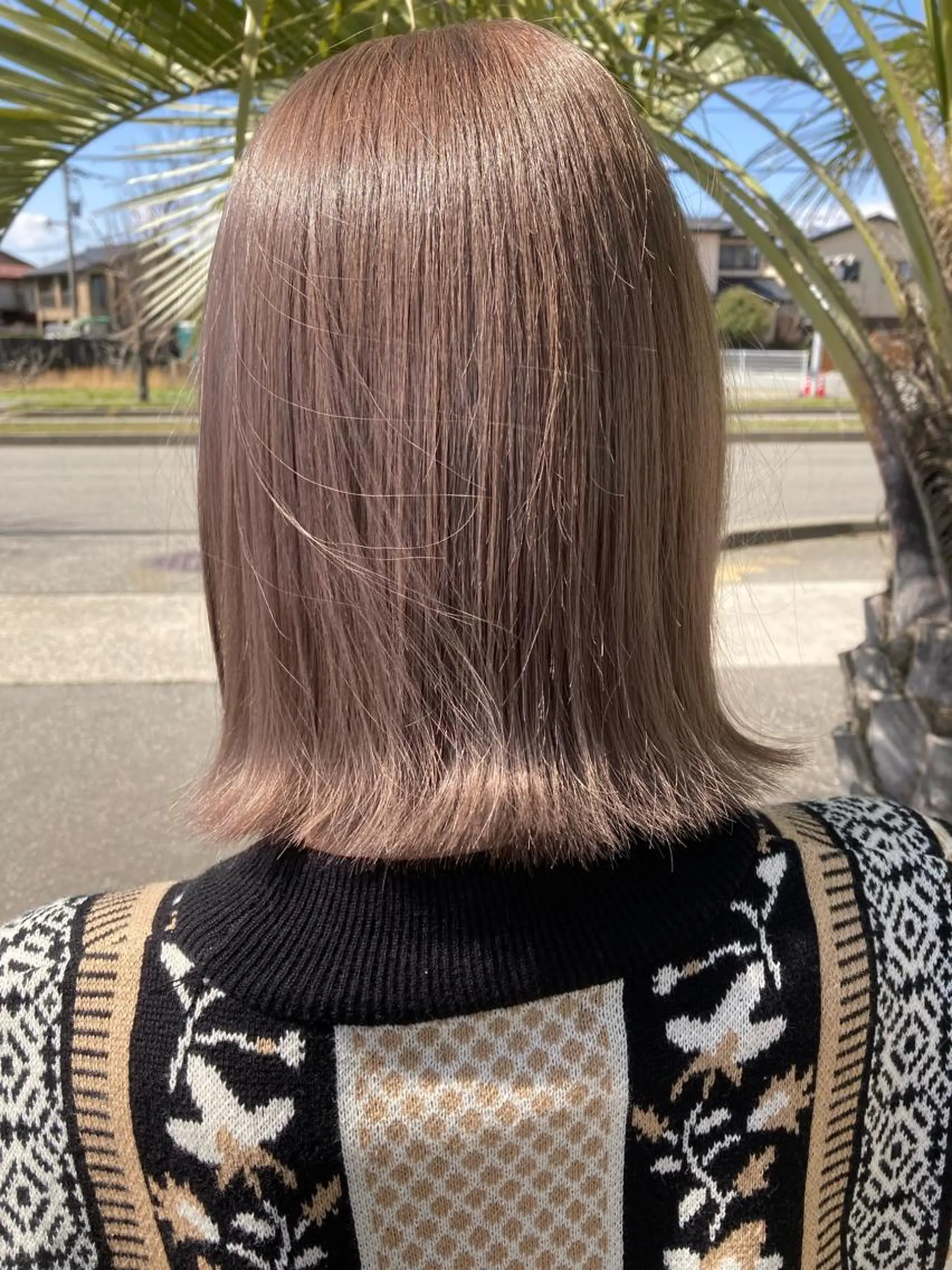 ミディアム ボブ/レイヤー/ ショートcovo代表のヘアスタイル