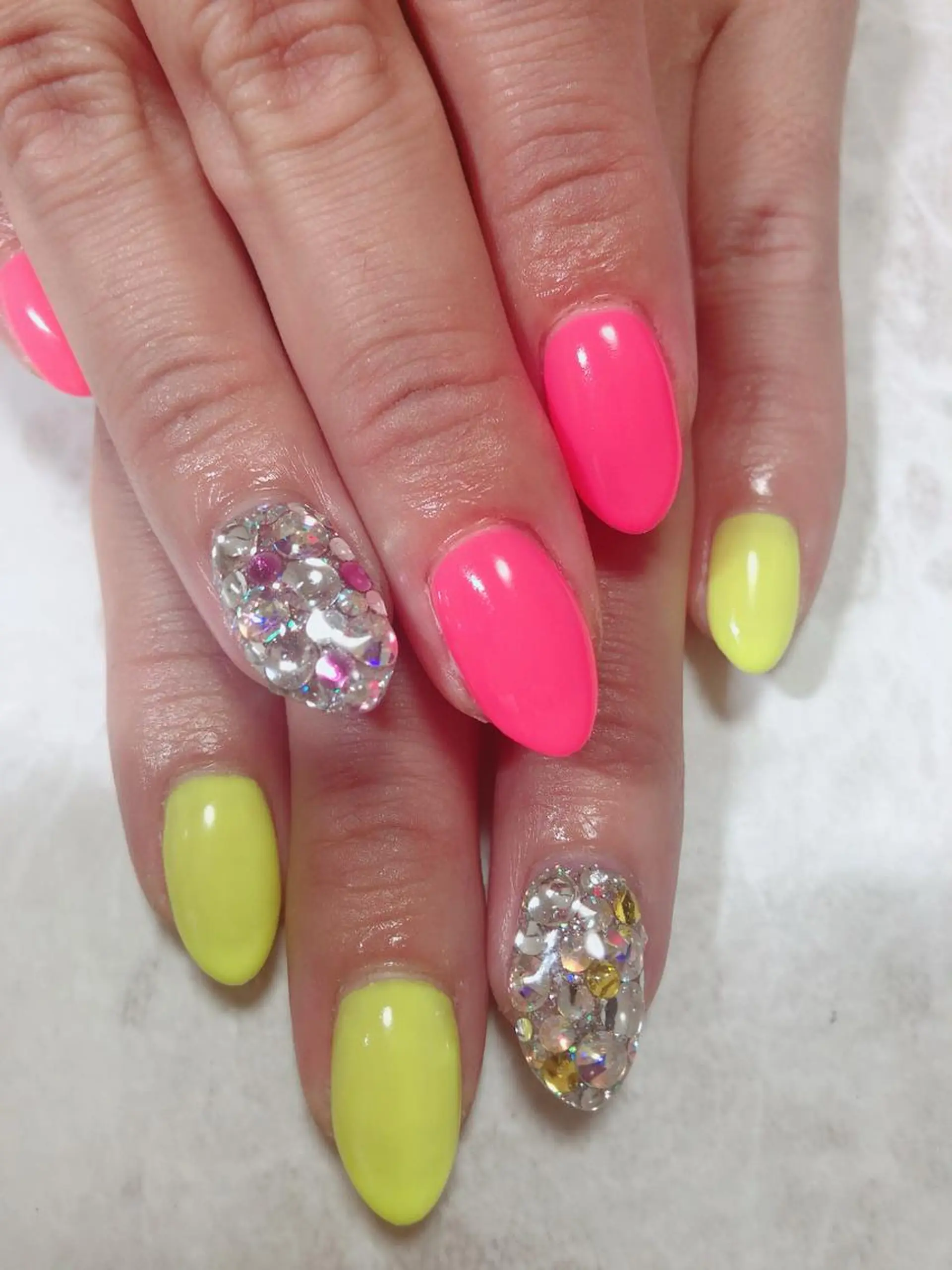 ネイル ハンドネイル フットネイル Lokahi NAILのネイルデザイン