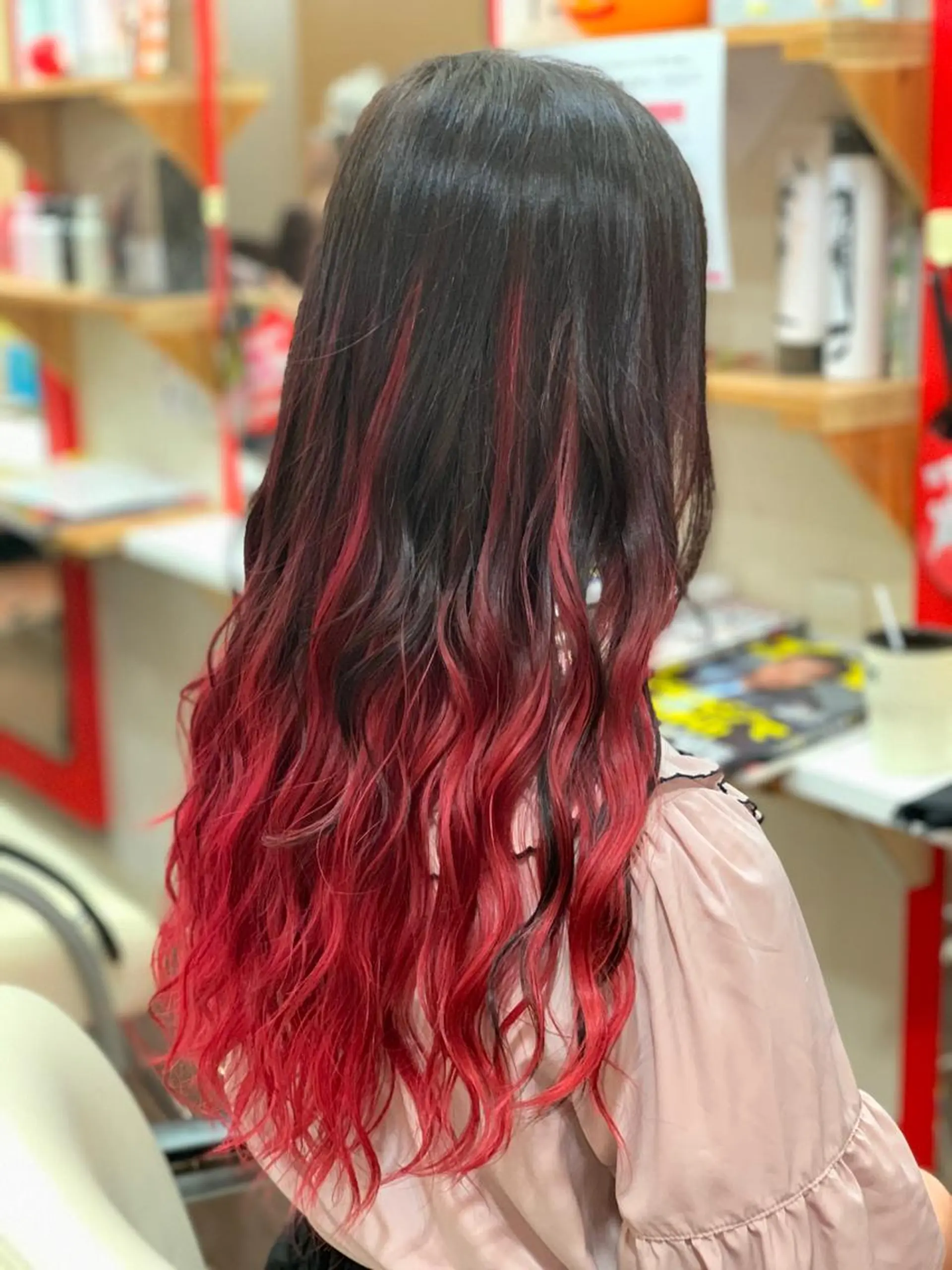 ロング ヘアカラー たけい ゆうきのヘアスタイル