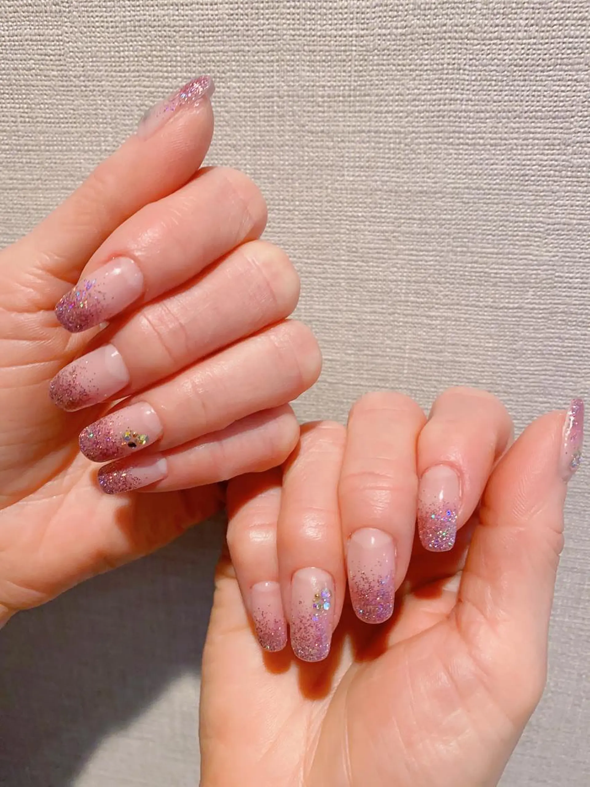 ネイル ストーンネイル ハンドネイル 👍thumbs up nail👍のネイルデザイン