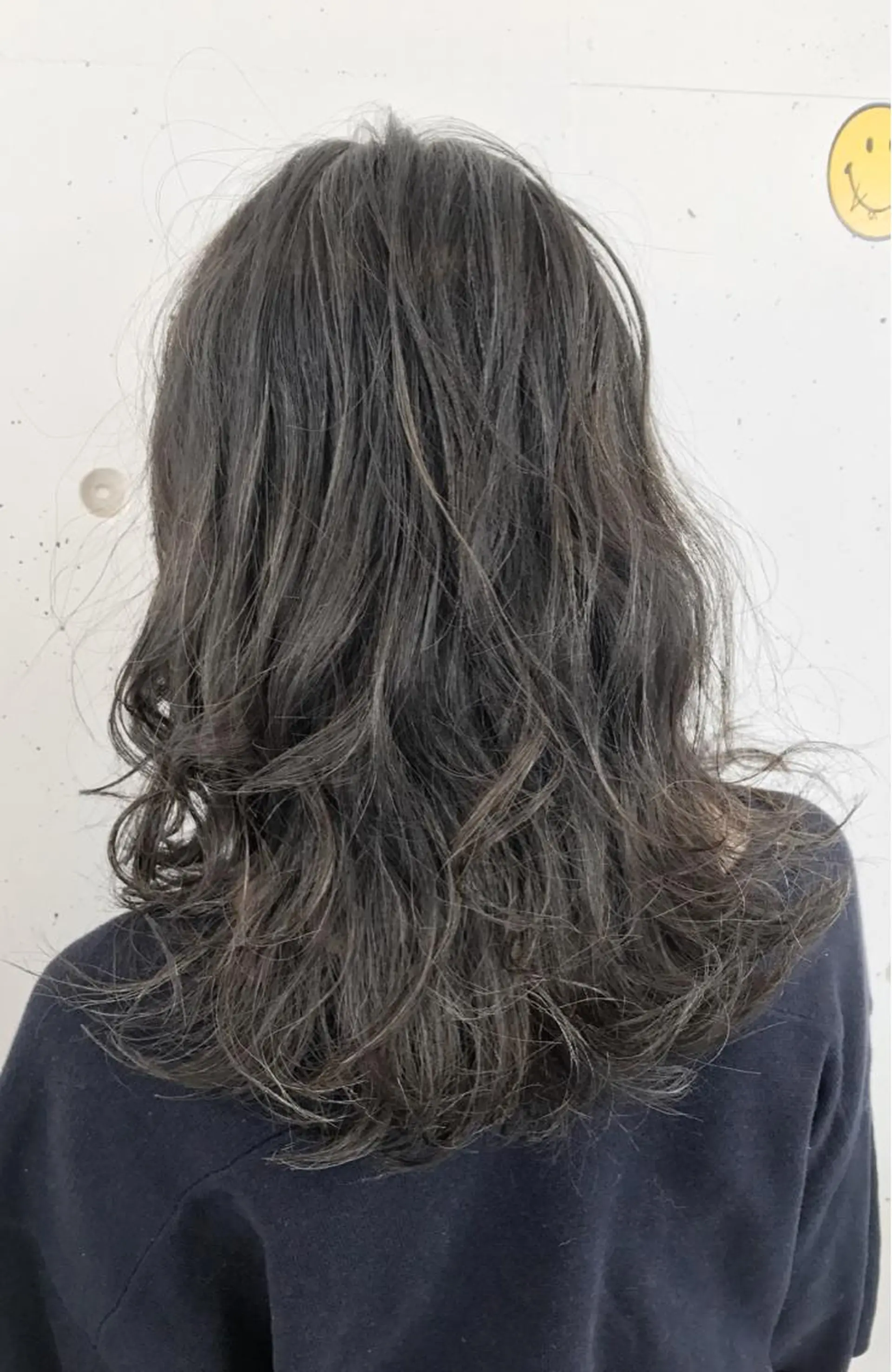 カラー ブリーチ ダブルカラー グレージュ ハイライトカラー オリーブグレージュ ヘアカラー トリートメント ヘッドスパ グレージュ/髪質改善 Yamato.hのヘアスタイル