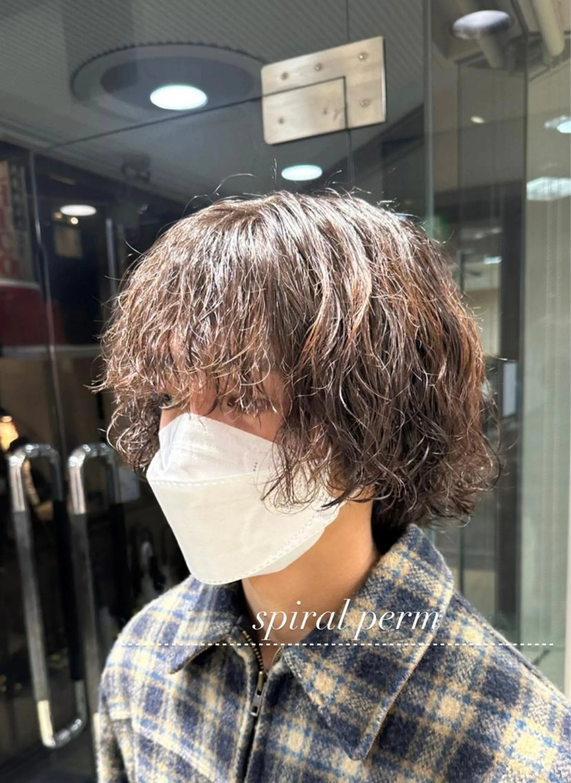セミロング パーマ メンズ メンズパーマ セミロングパーマ スパイラルパーマ パーマ職人 渡邊　優雅のヘアスタイル