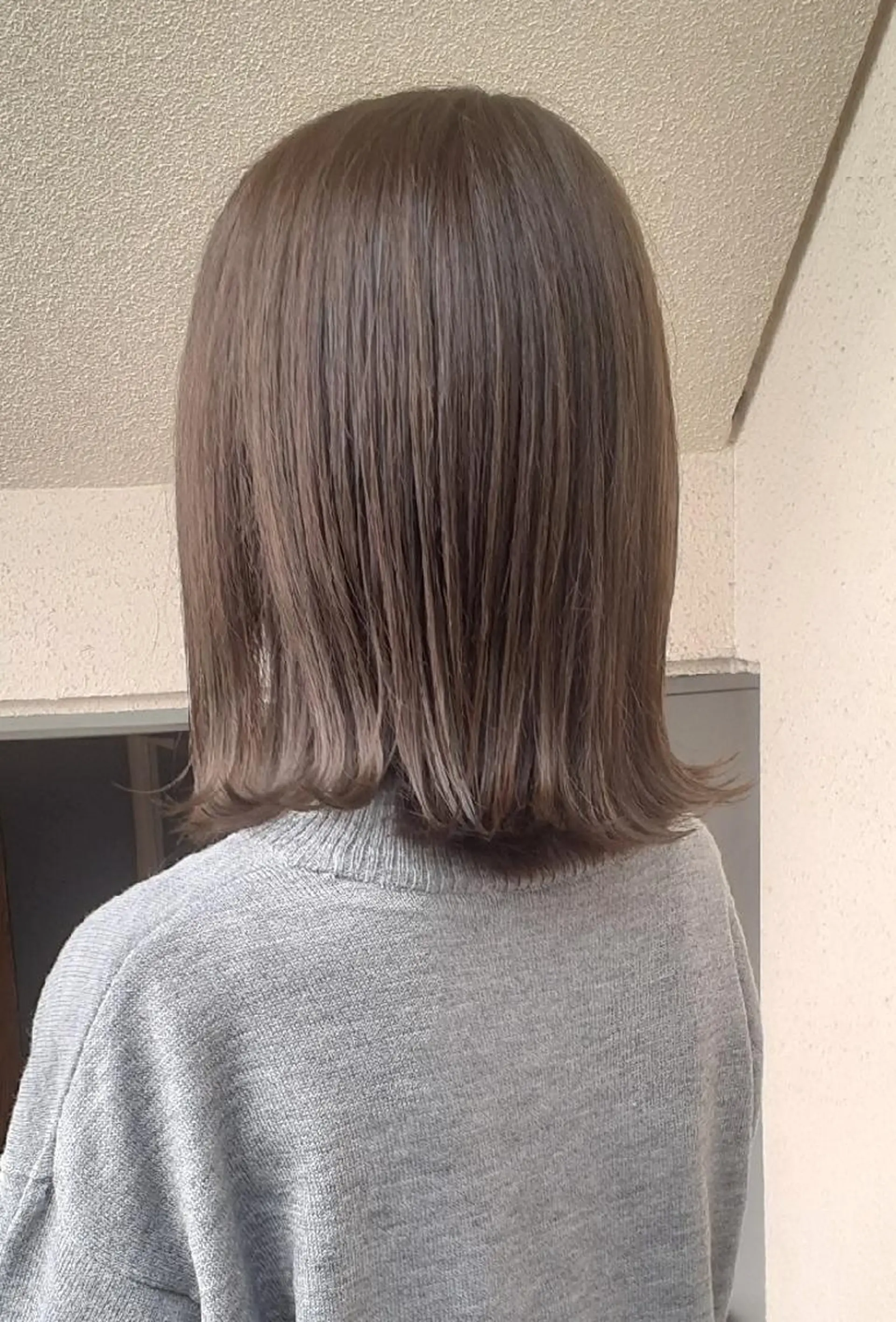 ミディアム カラー オリーブグレー カット ヘアカラー トリートメント 🔳髪質改善🔳 岡本陽のヘアスタイル