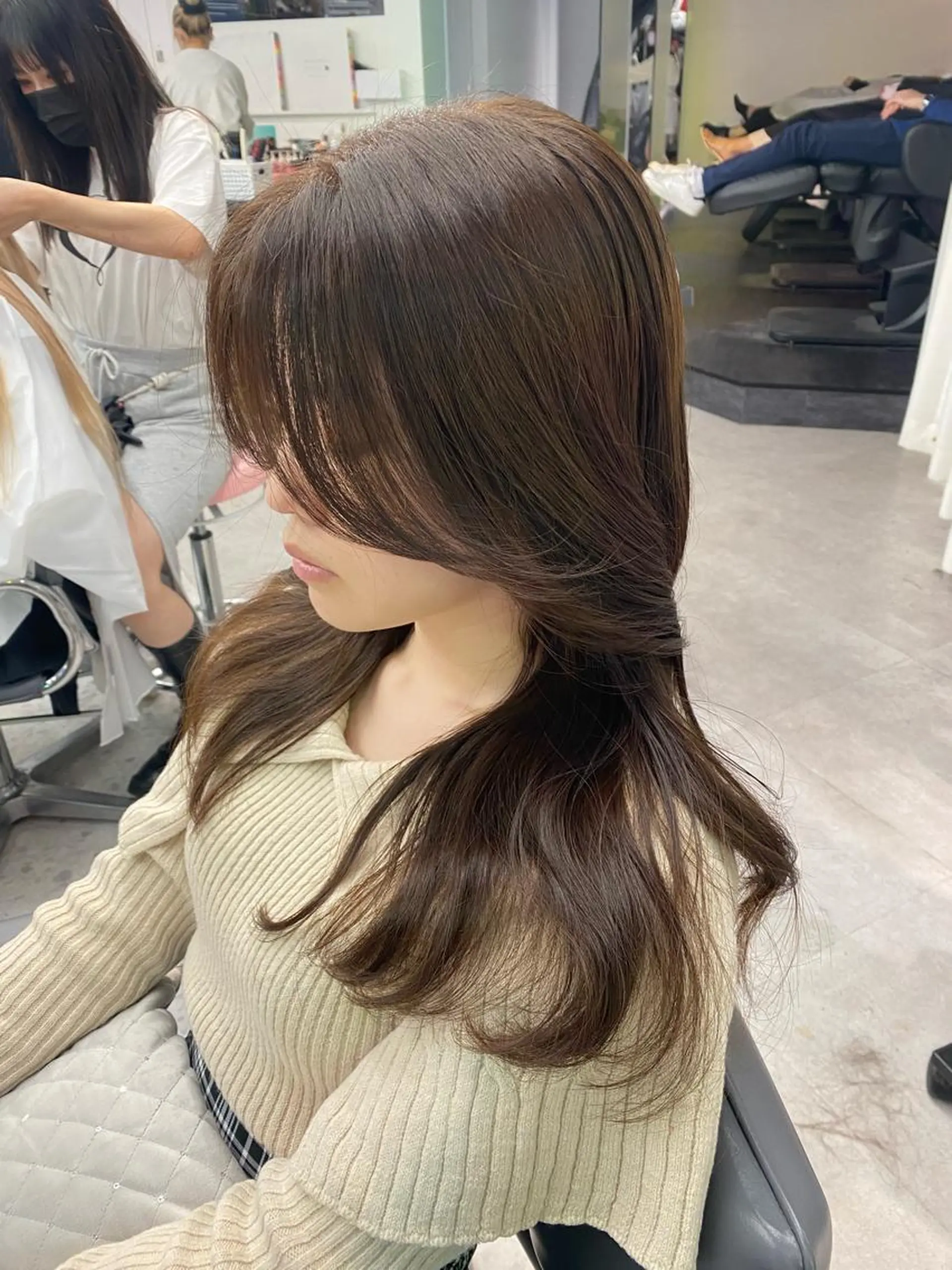 セミロング カット ヘアカラー トリートメント 渋谷韓国ヘア🇰🇷 SAYAKA🩶ᩚのヘアスタイル