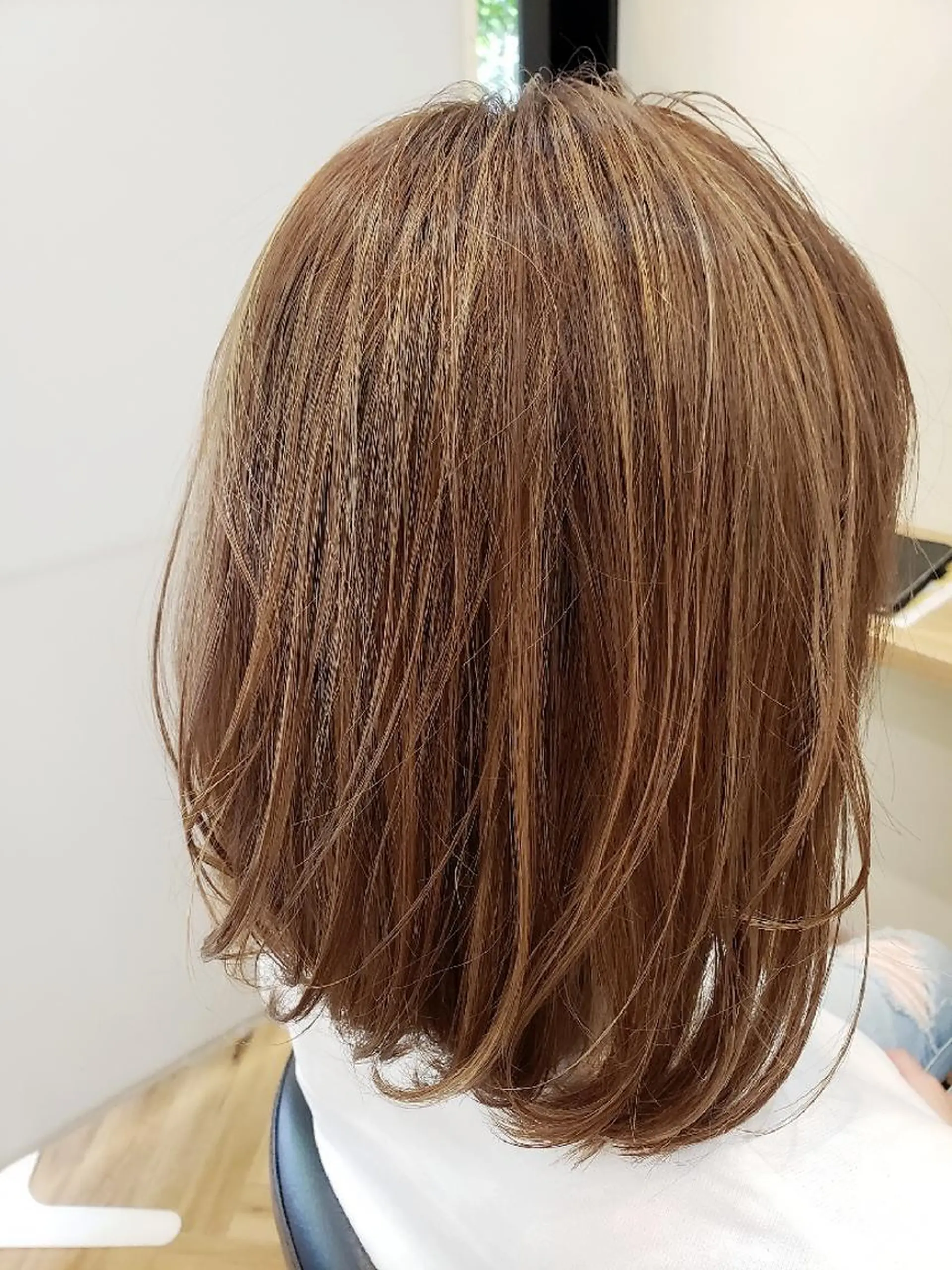 ミディアム 切りっぱなしボブ ボブ 伸ばしかけ レイヤーカット カット ヘアカラー トリートメント アルター森川 義則のヘアスタイル