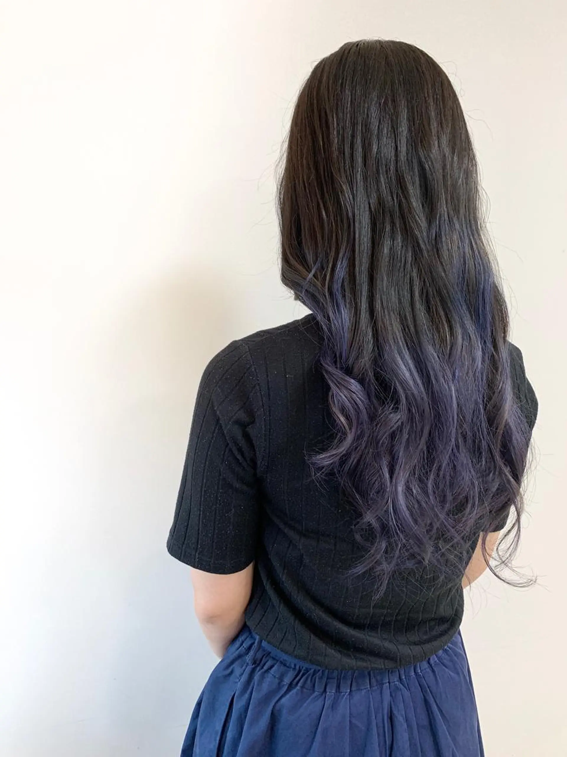 ロング カラー アッシュ ブルーカラー ブルーアッシュ 透明感カラー エドルカラー Roid 代表✨HIROのヘアスタイル