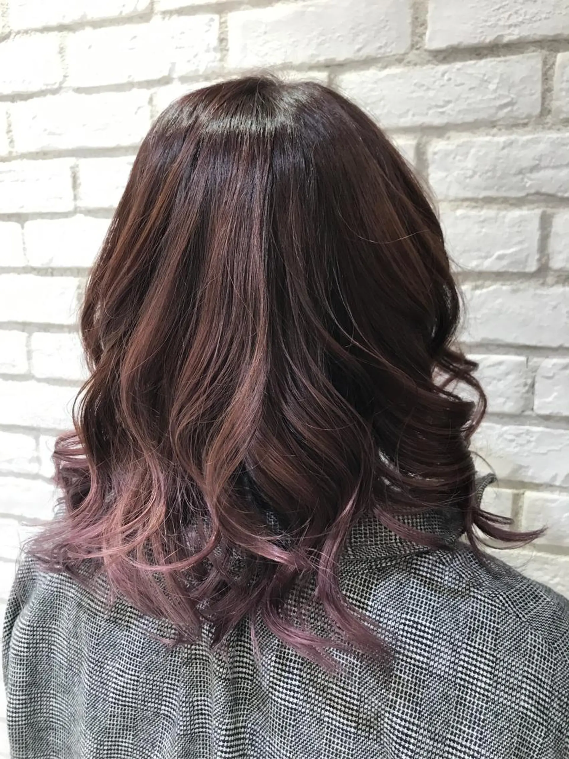 ミディアム カラー グラデーションカラー パープルカラー Ash 戸田公園店のヘアスタイル