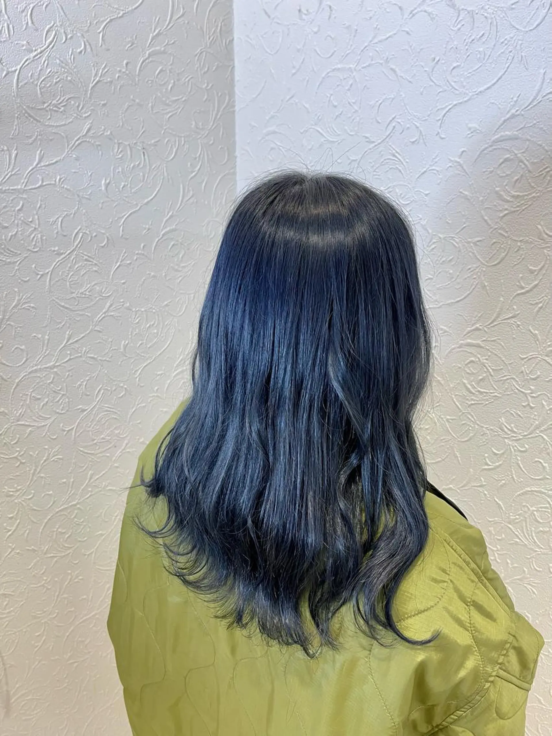 ミディアム ヘアカラー トリートメント tori六甲道所属・六反 仁哉のヘアスタイル