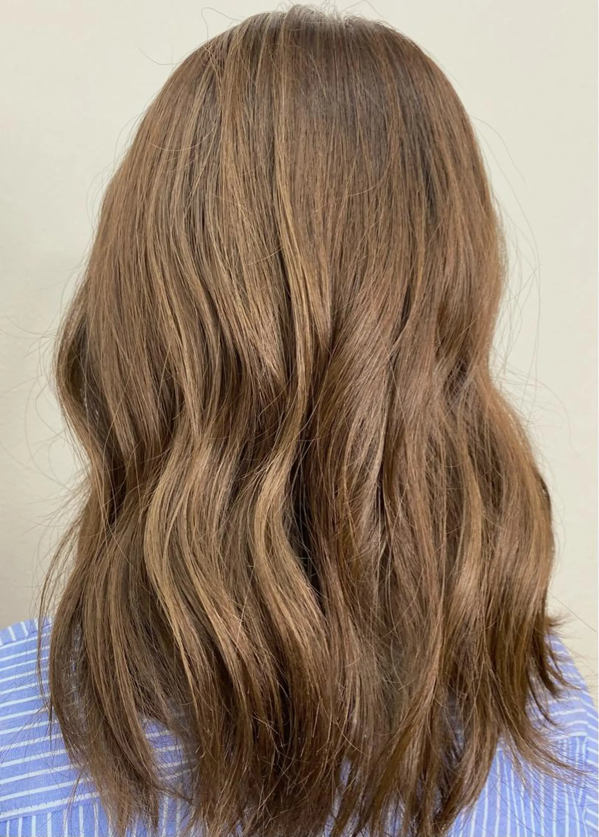 セミロング カラー ベージュカラー ブリーチ 遠藤沙也加 /レイヤーカットのヘアスタイル