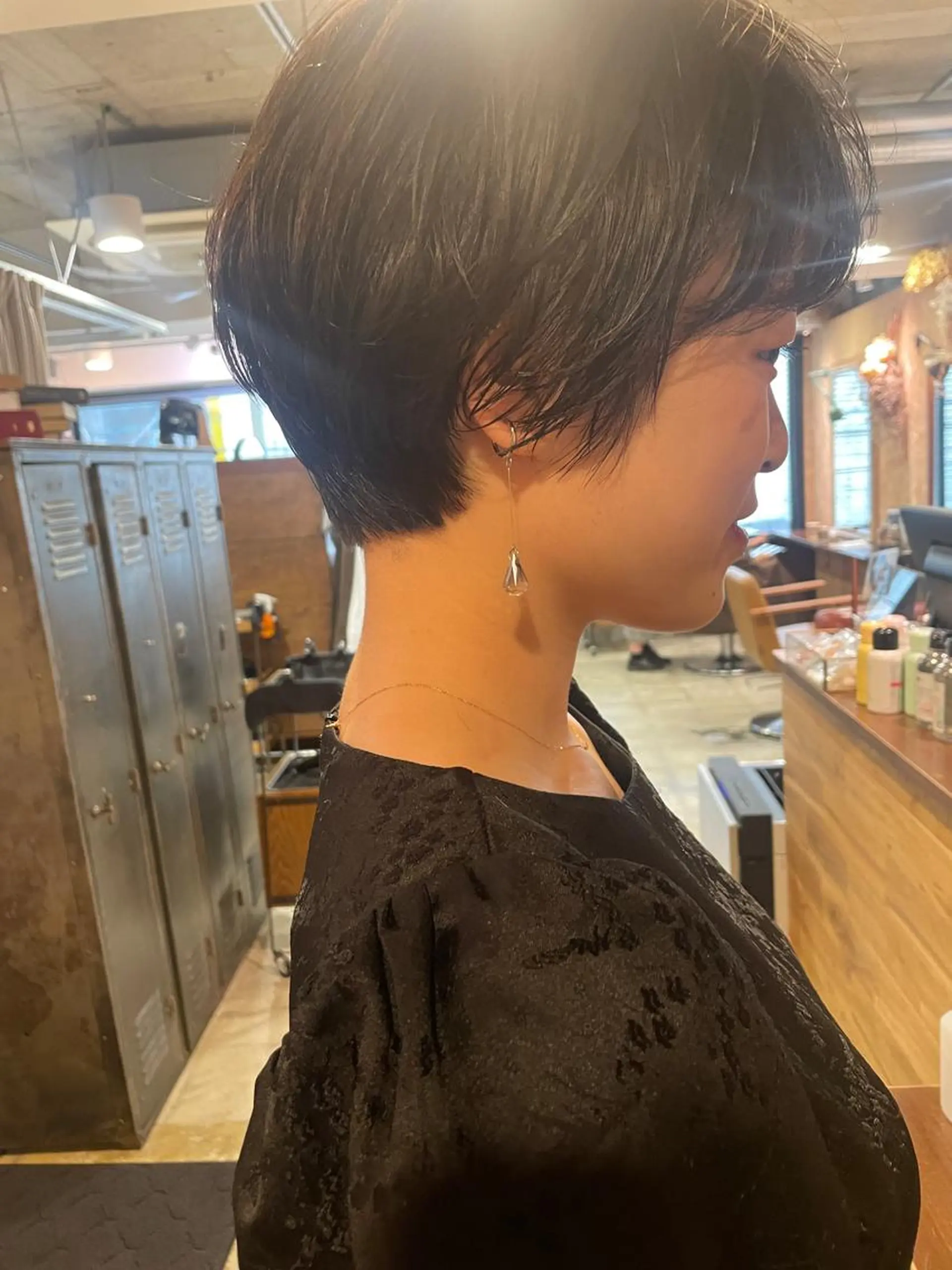 ショート カット さの あやねのヘアスタイル