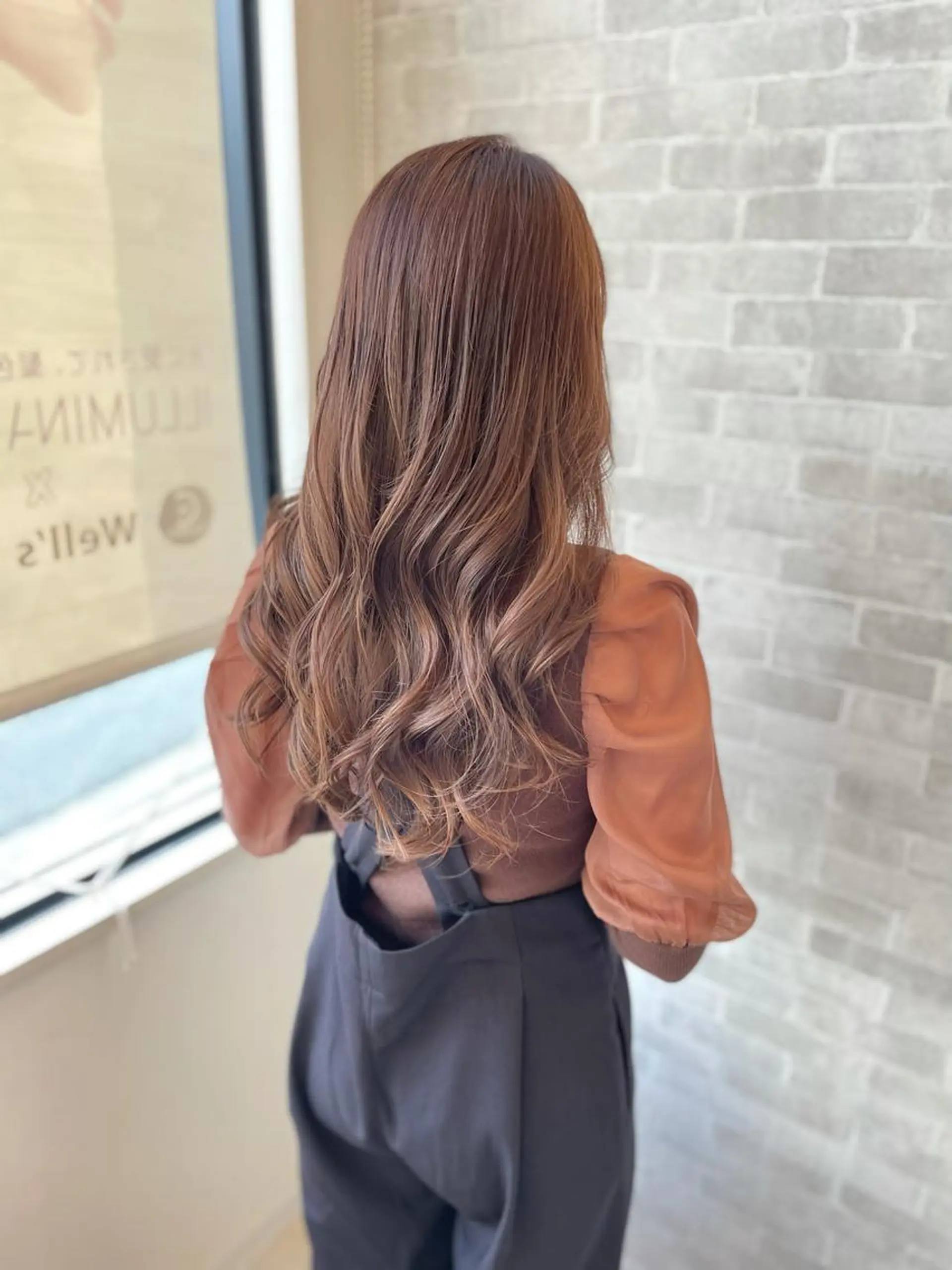 ロング カラー Well's TAIGAのヘアスタイル