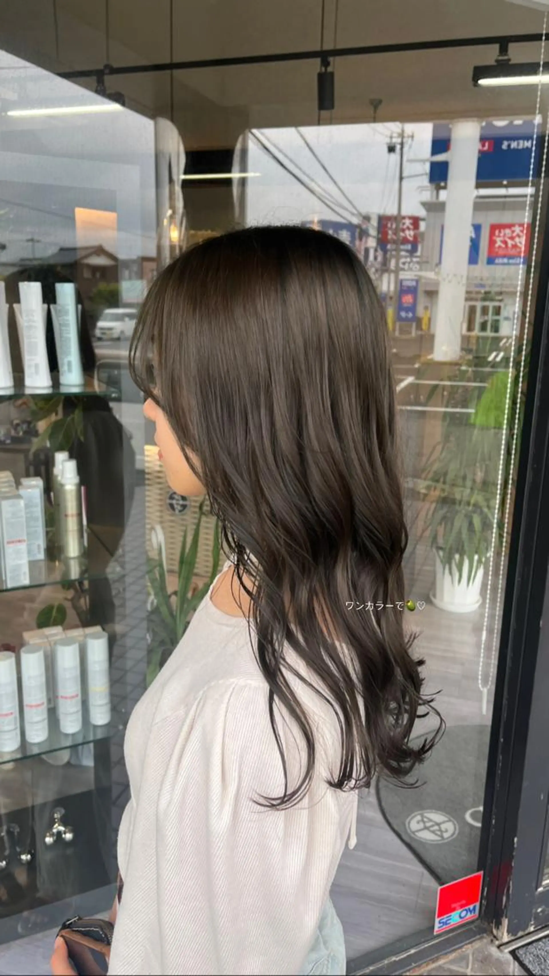 ロング alu所属・alu yuinaのヘアスタイル