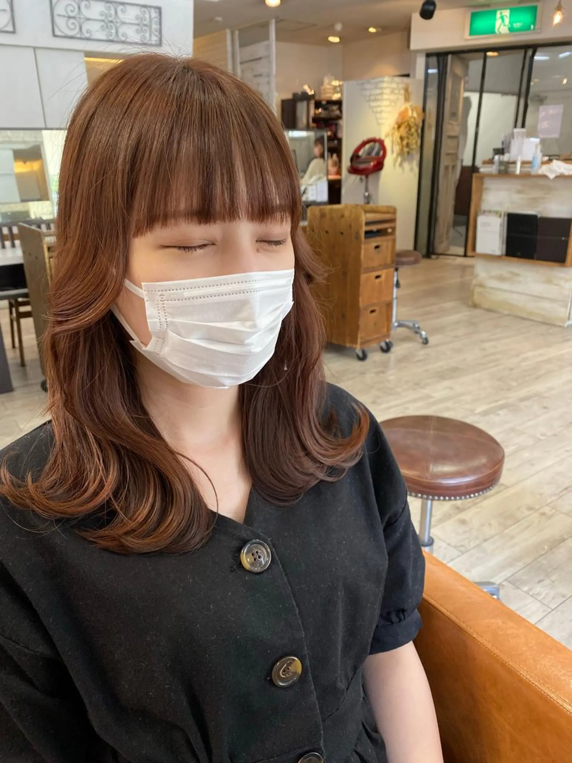 ミディアム 顔まわりレイヤー 顔周りカット 韓国風ヘア レイヤーカット 橋口 亮平のヘアスタイル